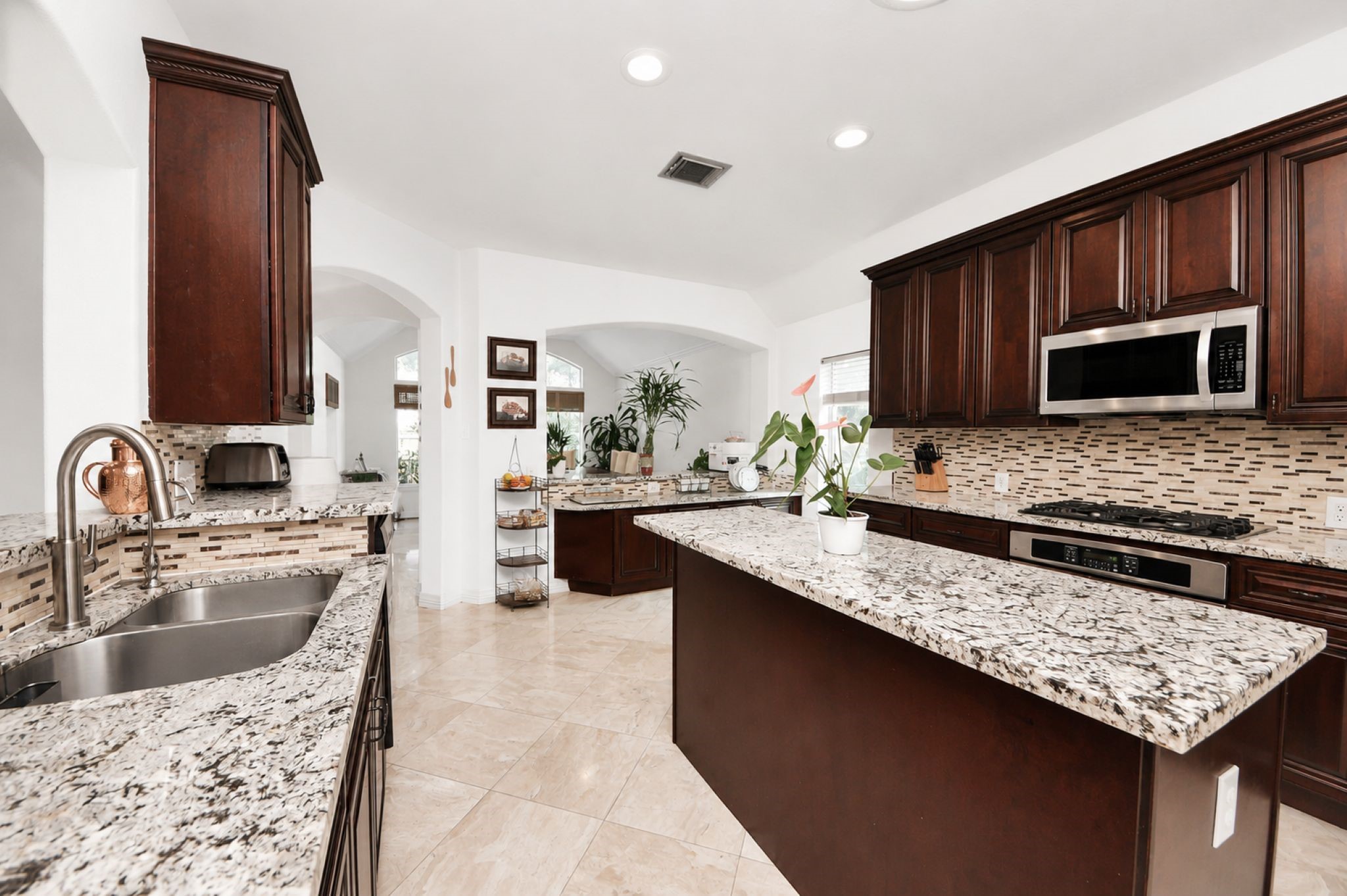 21123 Dover Park Lane Property Photo 8