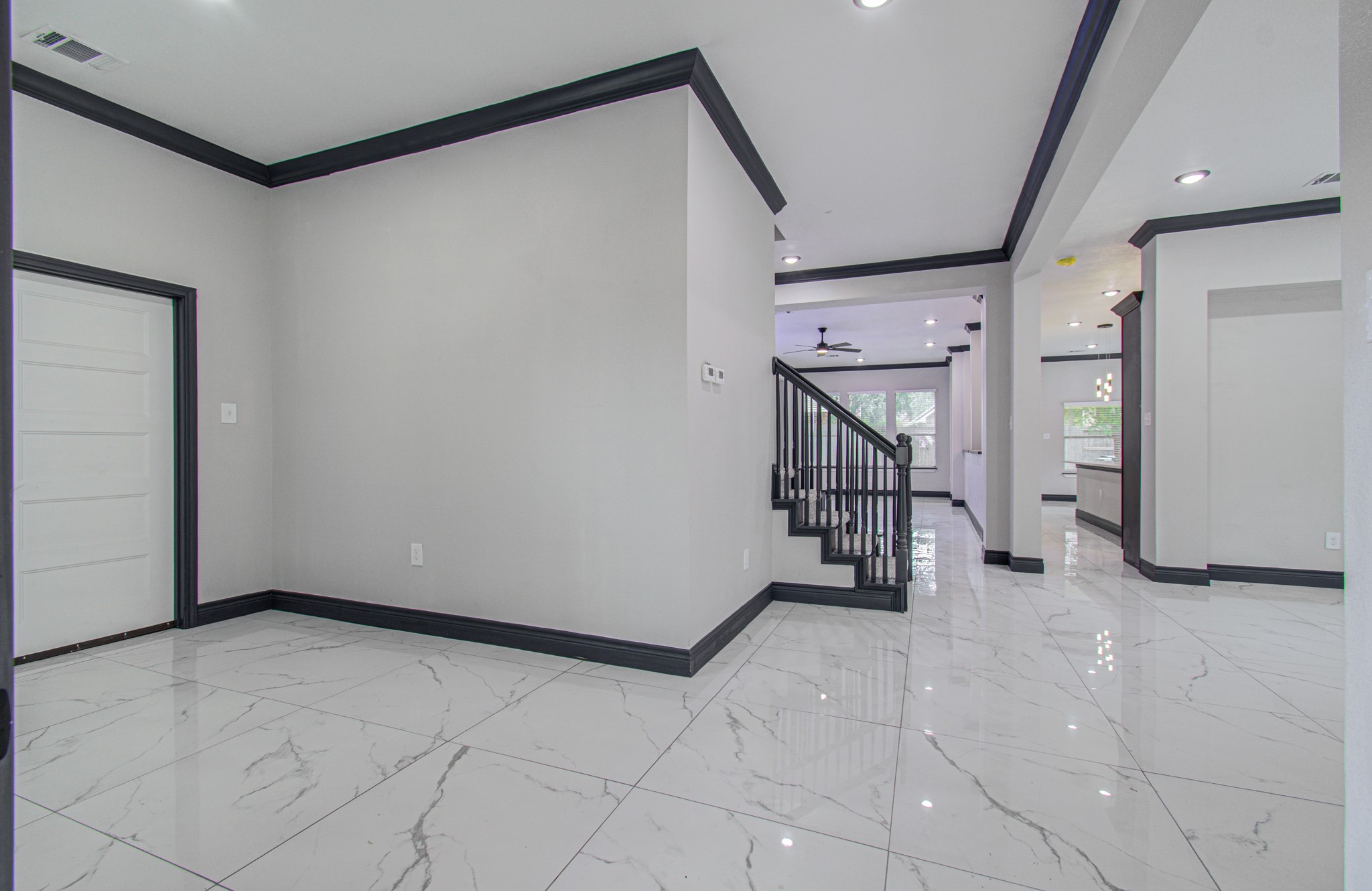 14414 Castle Cove Lane Property Photo 8