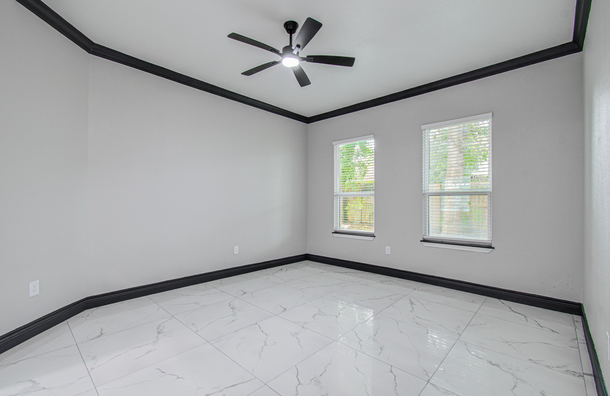14414 Castle Cove Lane Property Photo 15