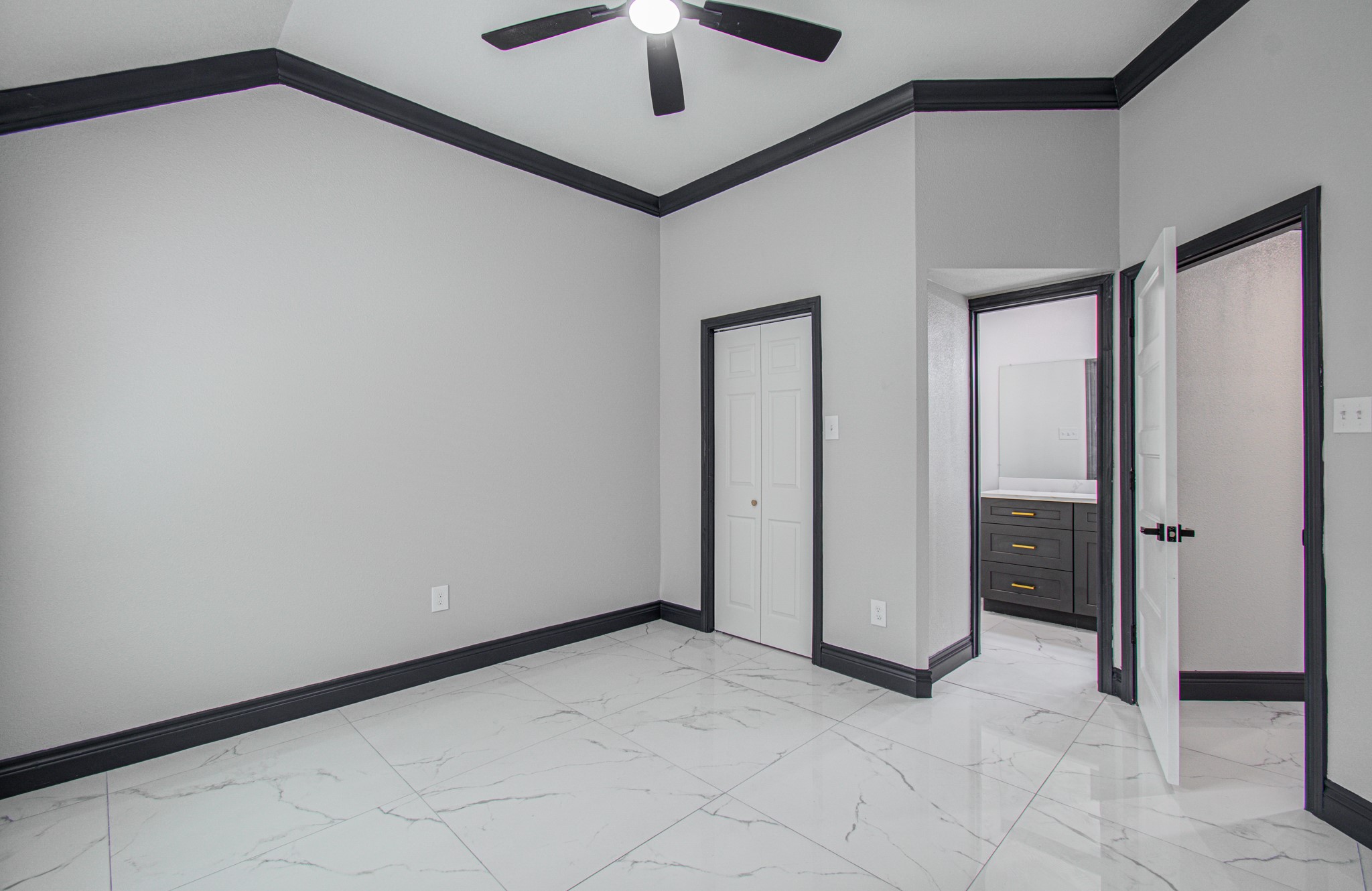 14414 Castle Cove Lane Property Photo 27