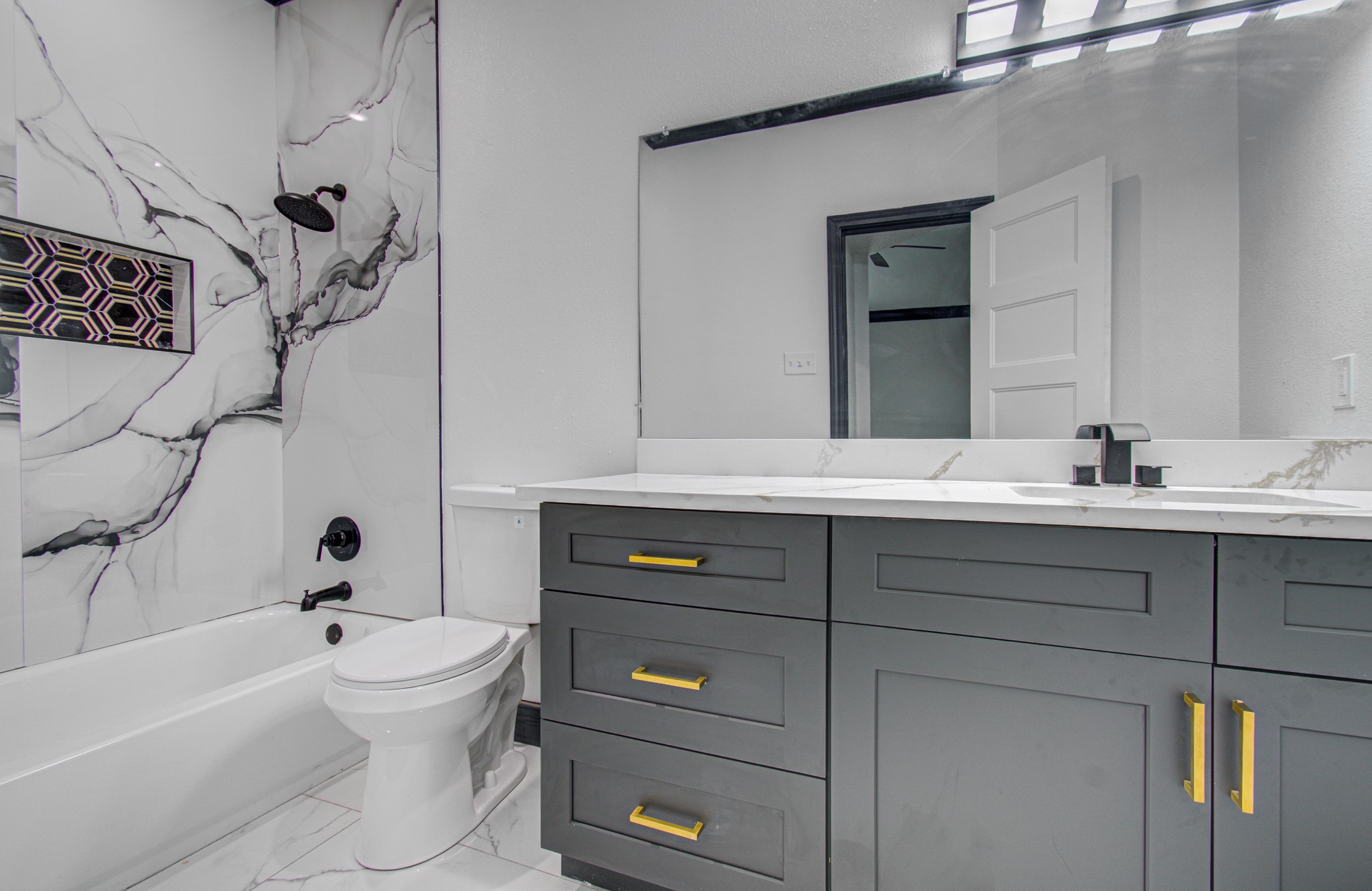 14414 Castle Cove Lane Property Photo 29