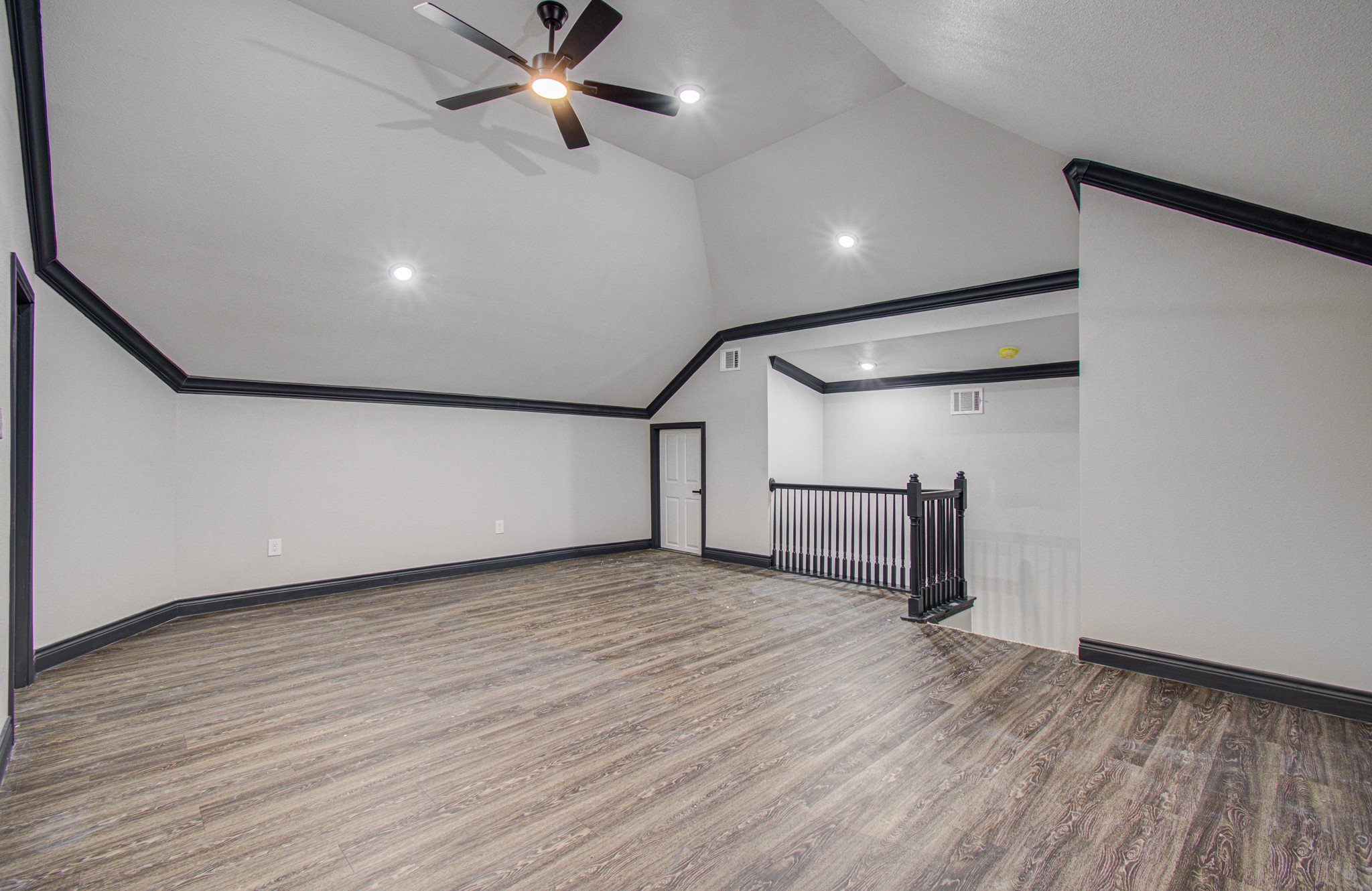 14414 Castle Cove Lane Property Photo 31