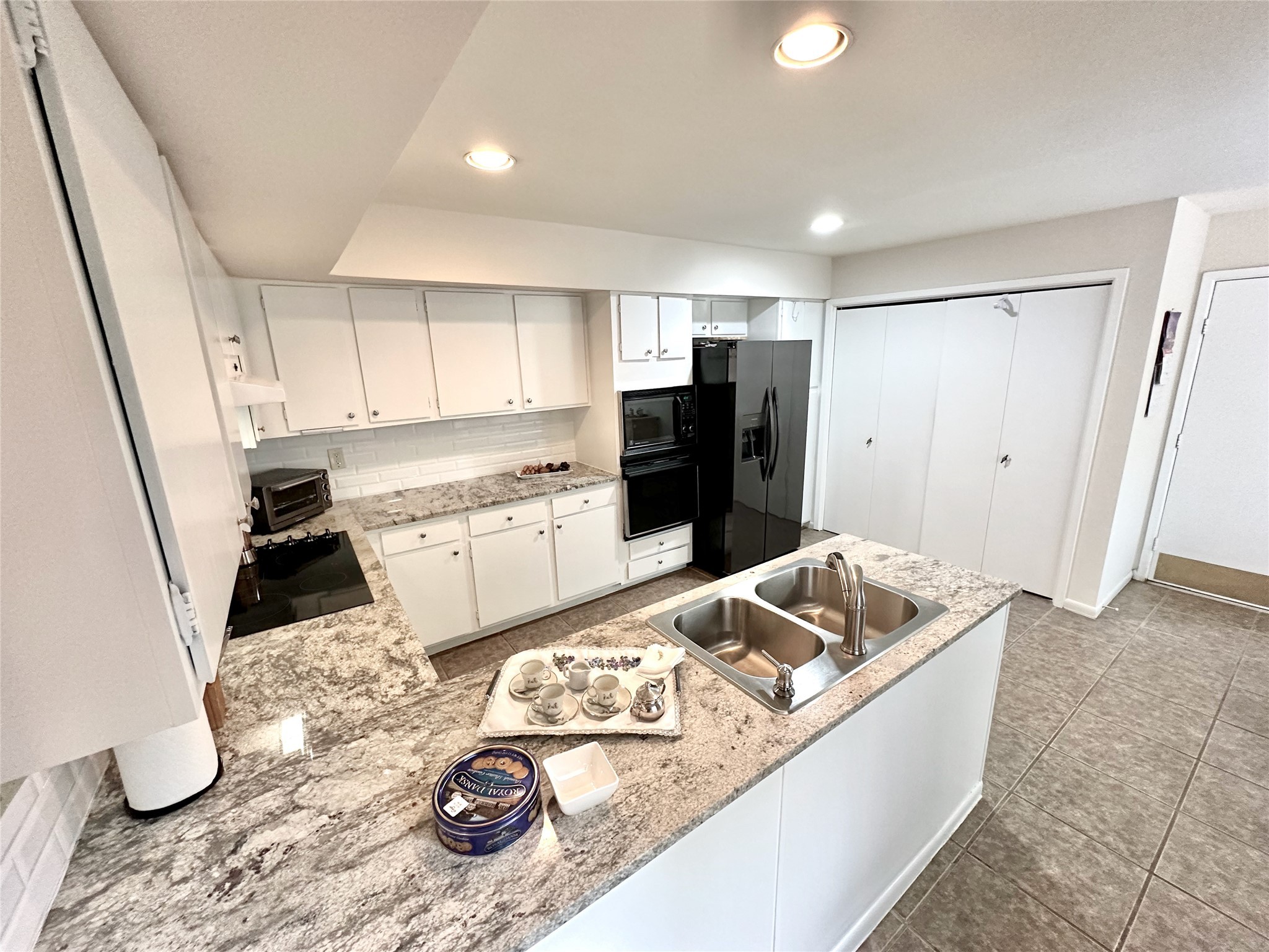 1375 Chardonnay Drive Property Photo 13