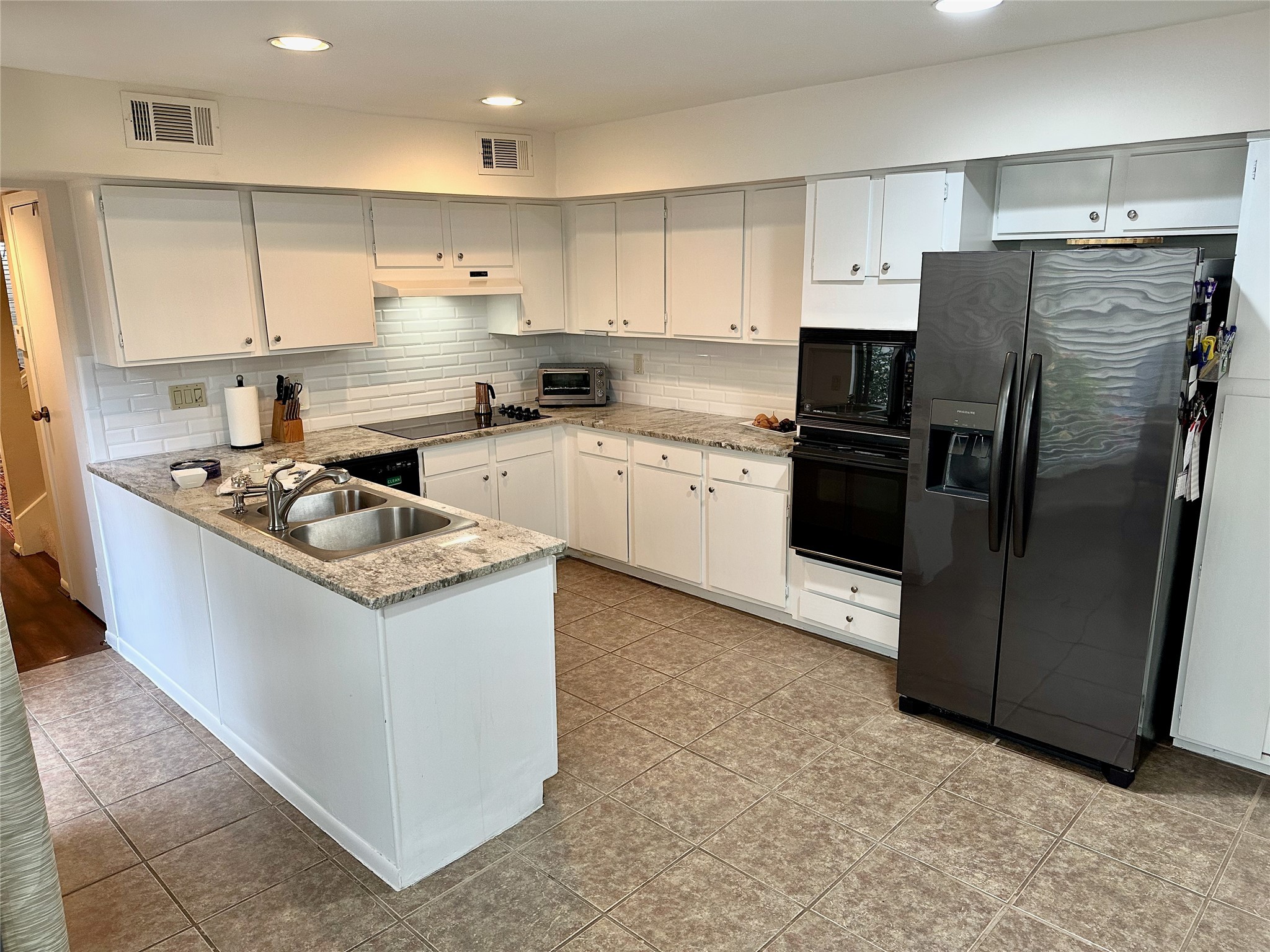 1375 Chardonnay Drive Property Photo 14