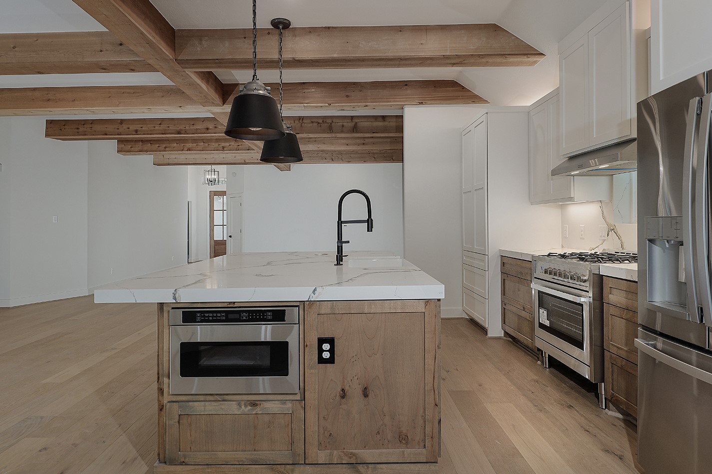 310 Leafsage Property Photo 12
