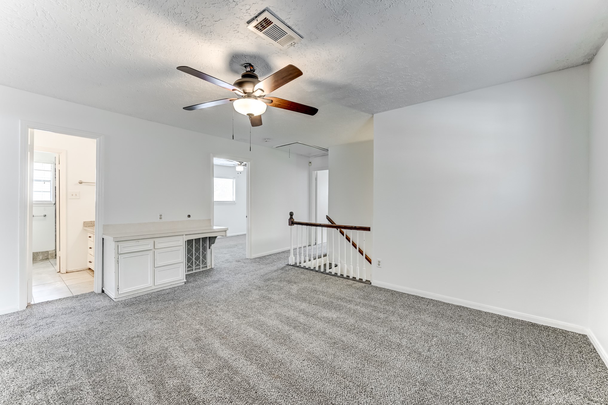 723 Oder Lane Property Photo 30