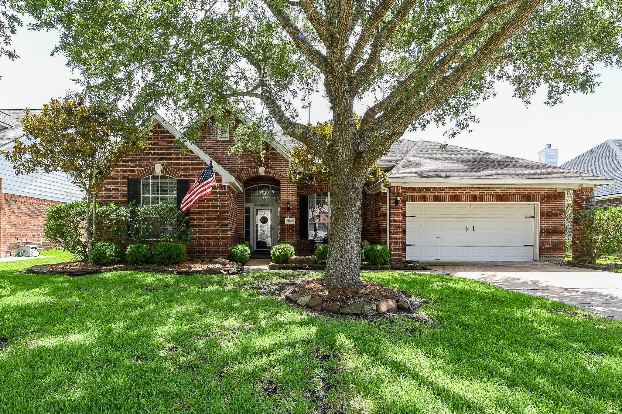 2842 S Cedar Hollow Drive Property Photo 1