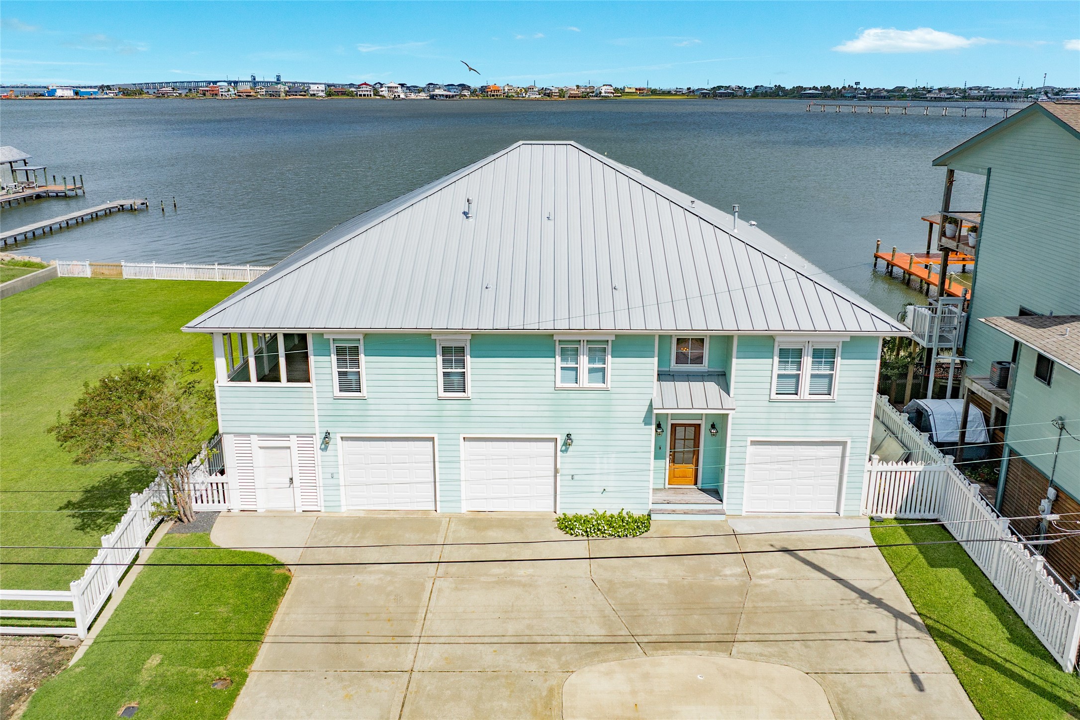 9680 Airways Lane Property Photo 4