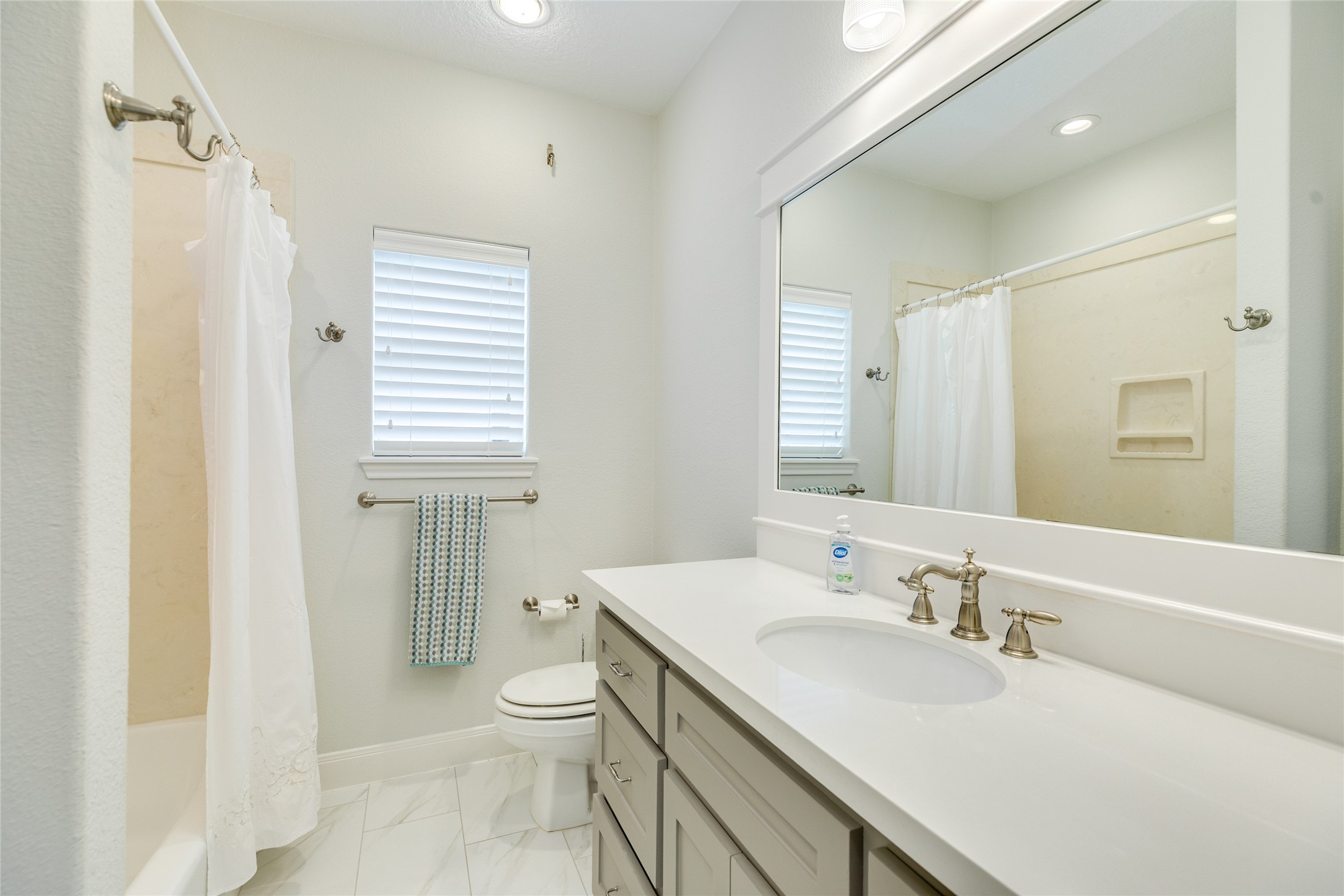 9680 Airways Lane Property Photo 38