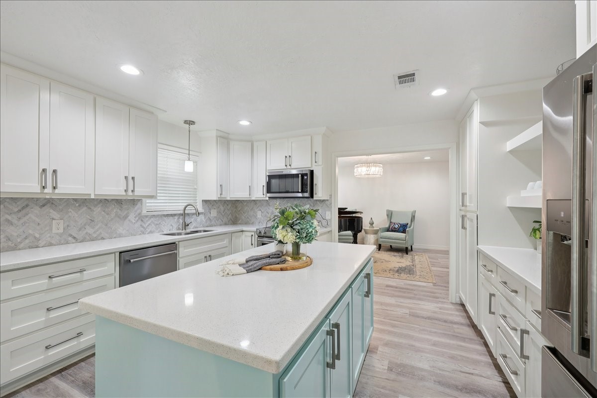 5840 Wynden Way Property Photo 12