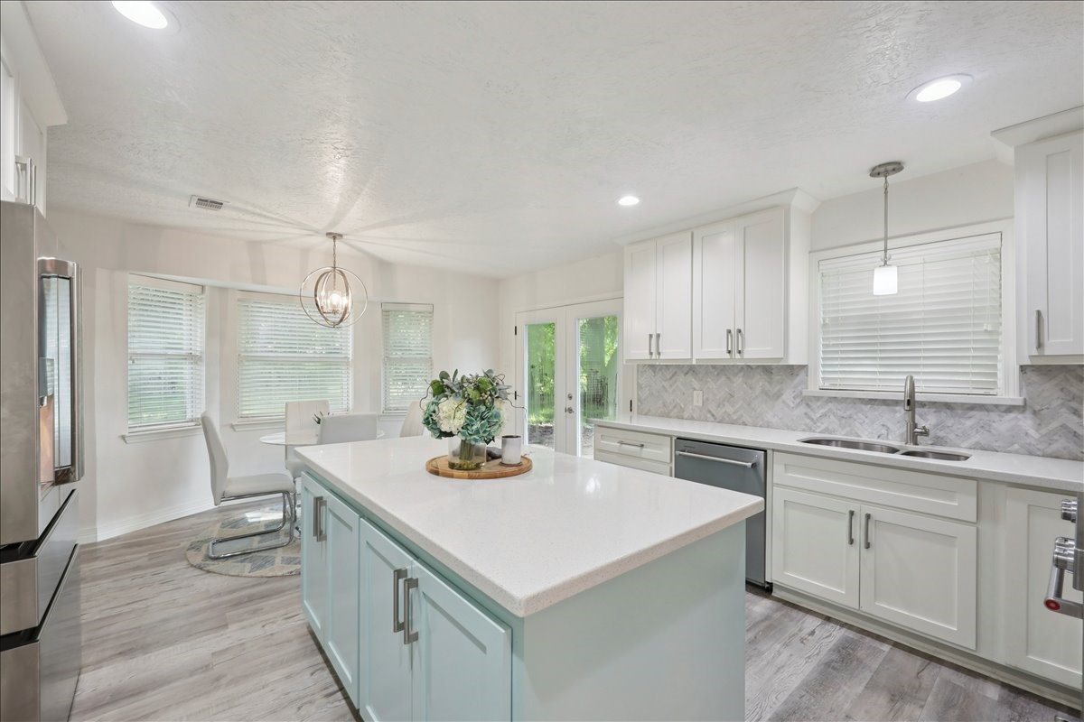 5840 Wynden Way Property Photo 13