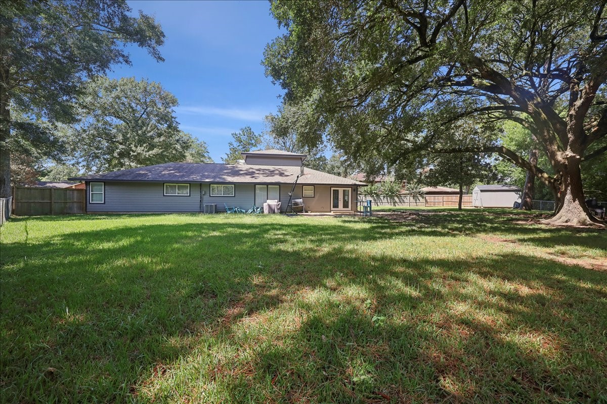 5840 Wynden Way Property Photo 25