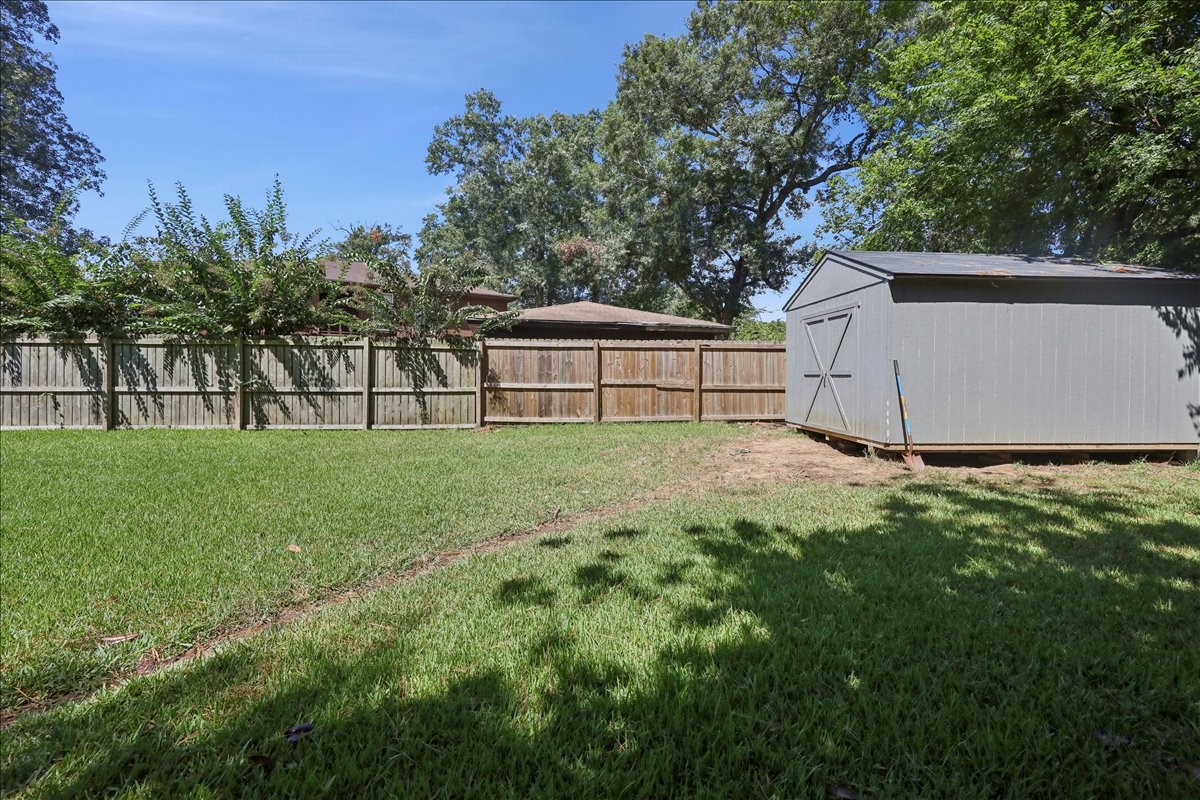 5840 Wynden Way Property Photo 26