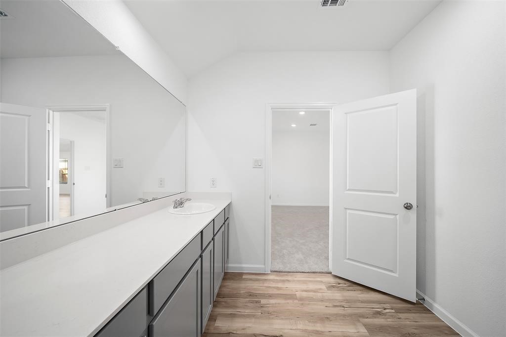 3820 Moss Hill Road Property Photo 14