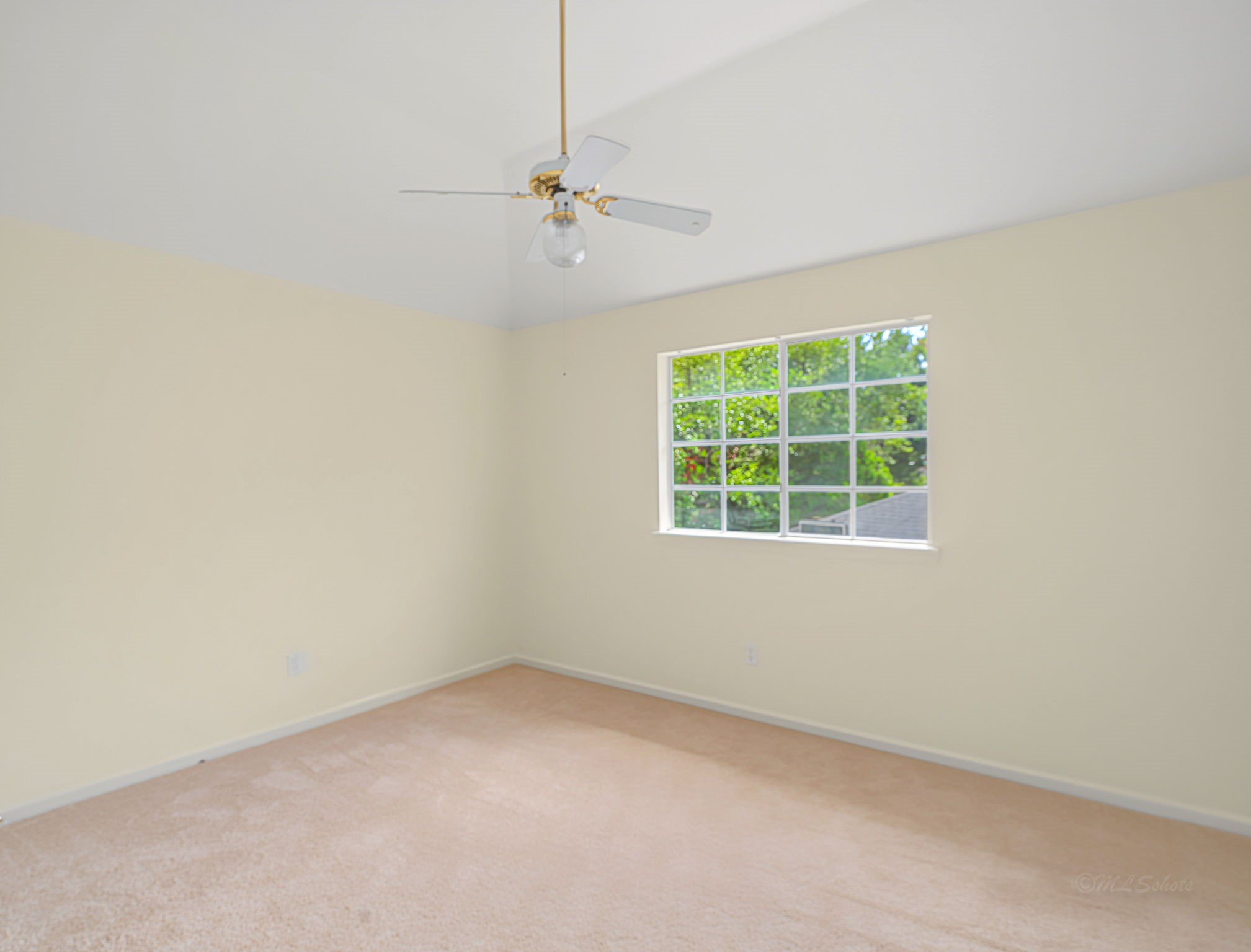 1615 Monvale Lane Property Photo 33