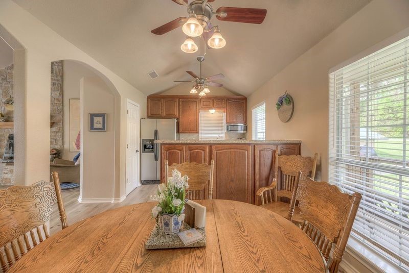 220 Harbor Drive Property Photo 9