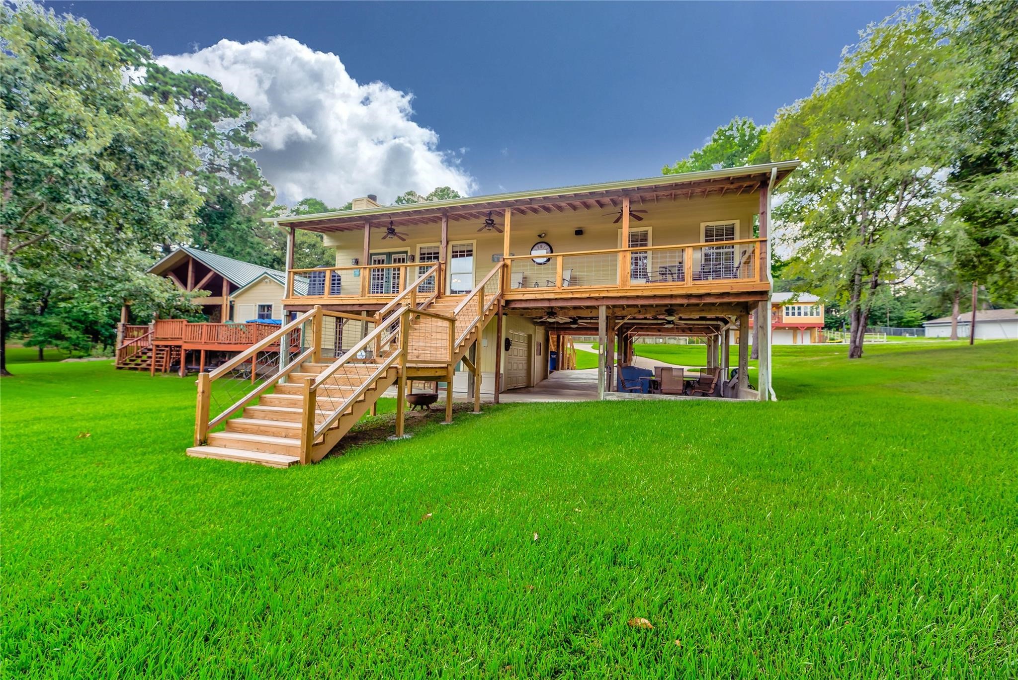 220 Harbor Drive Property Photo 23