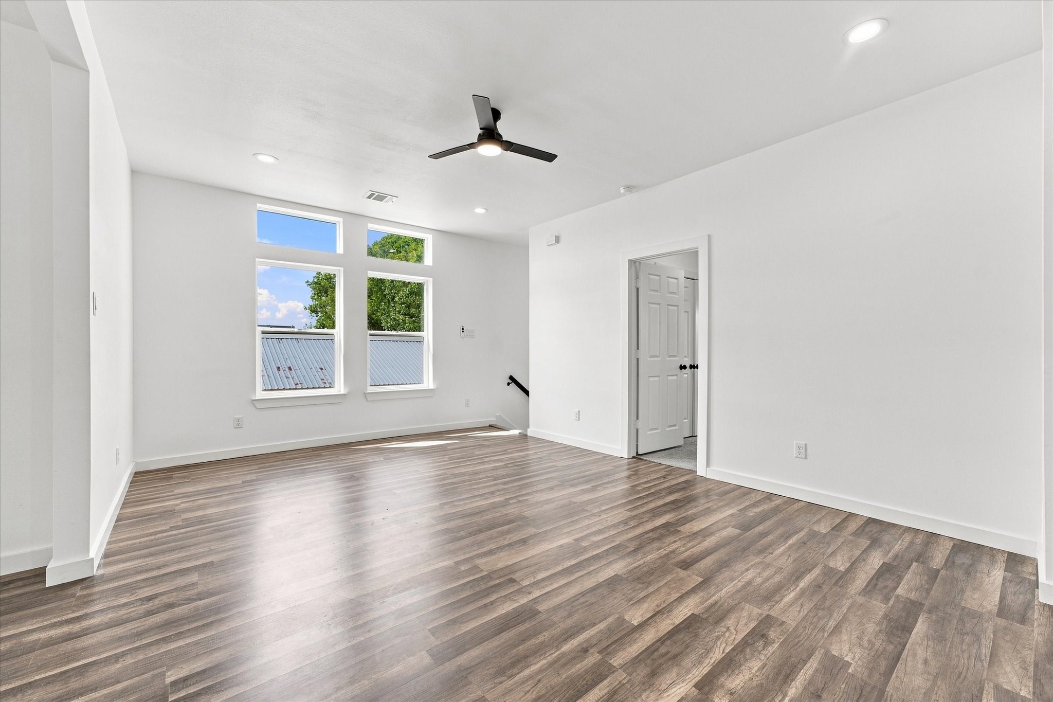 8726 Scott Street A Property Photo 10