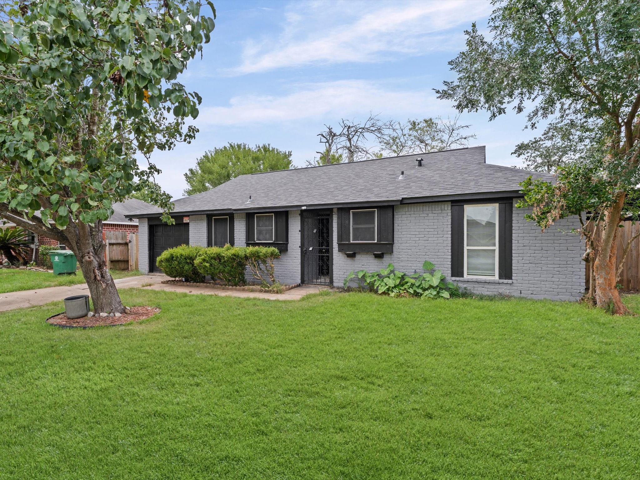 12206 Flushing Meadows Drive Property Photo 2