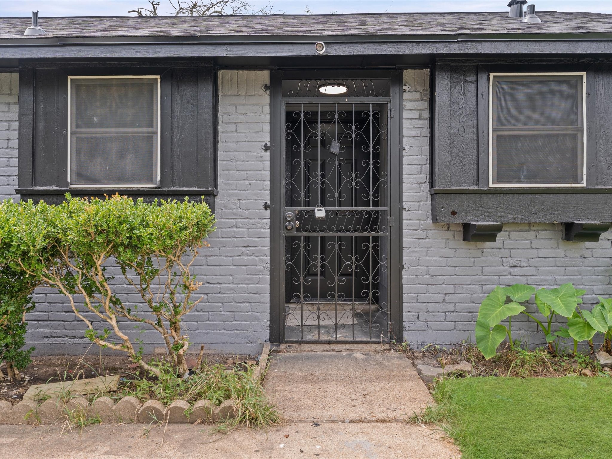 12206 Flushing Meadows Drive Property Photo 4