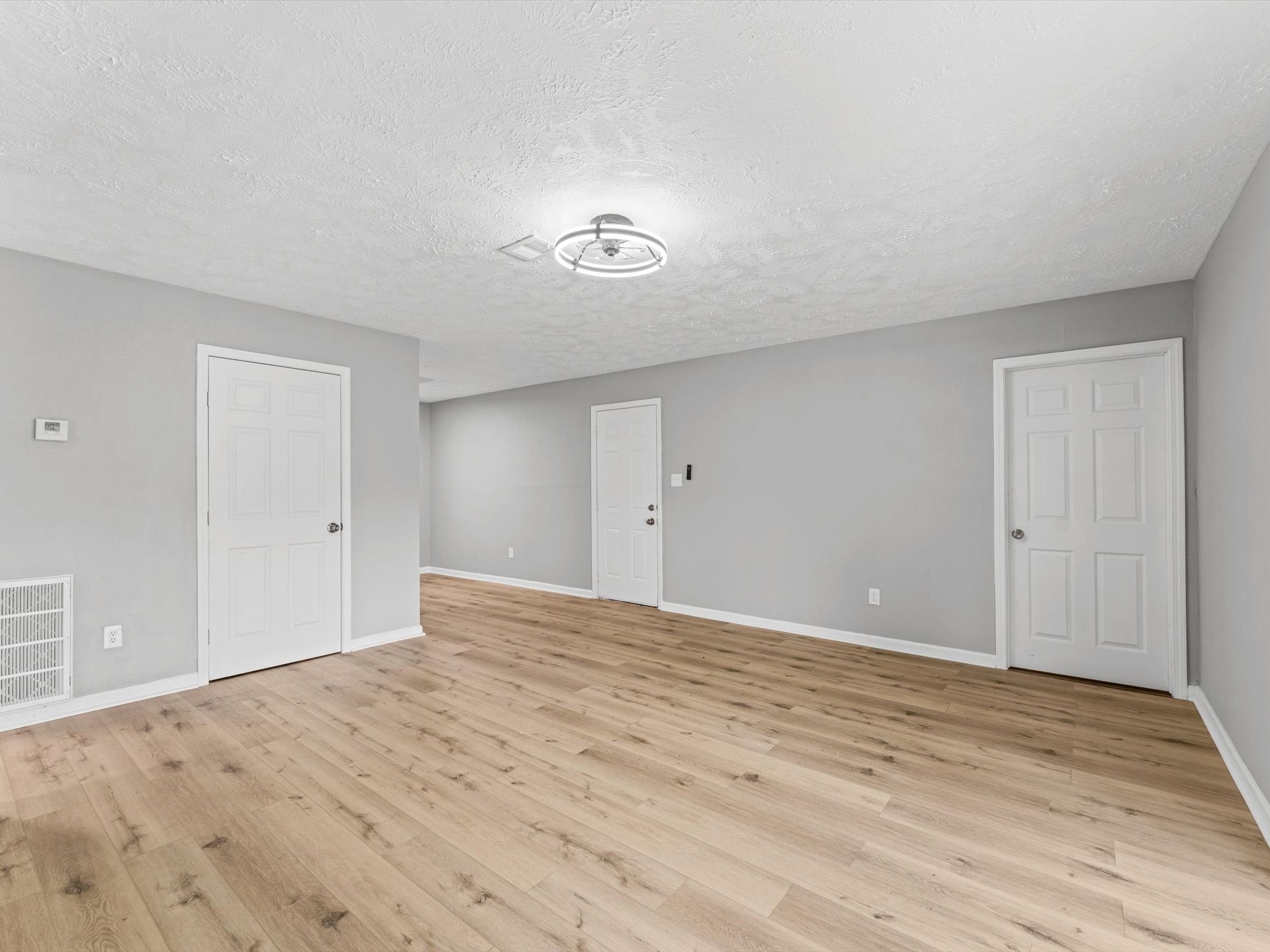 12206 Flushing Meadows Drive Property Photo 15
