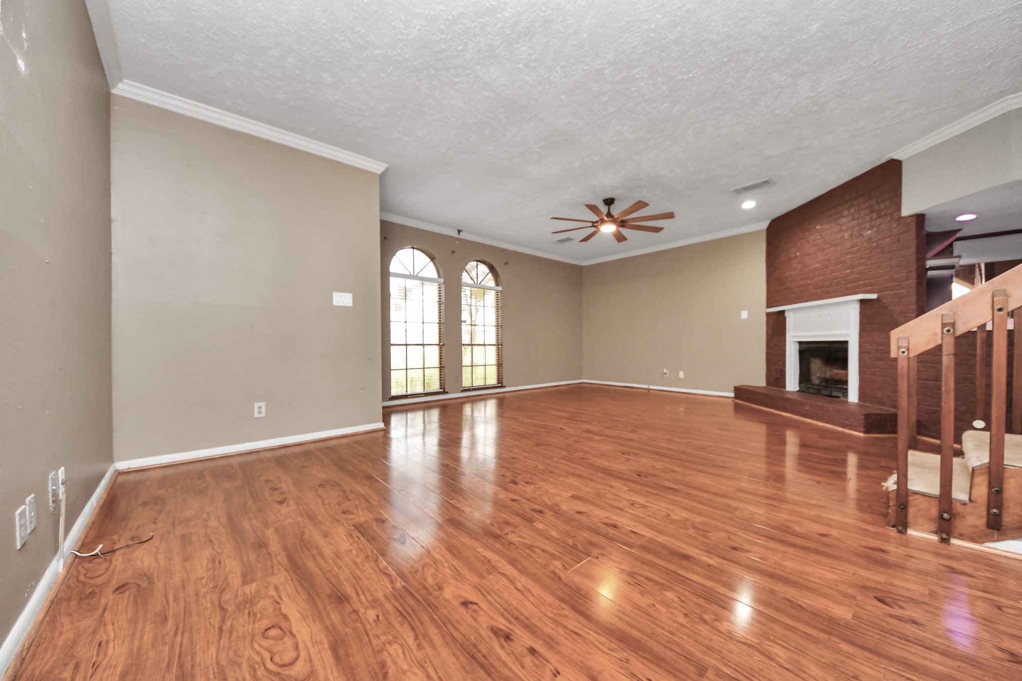 6470 Creekbend Drive Property Photo 9