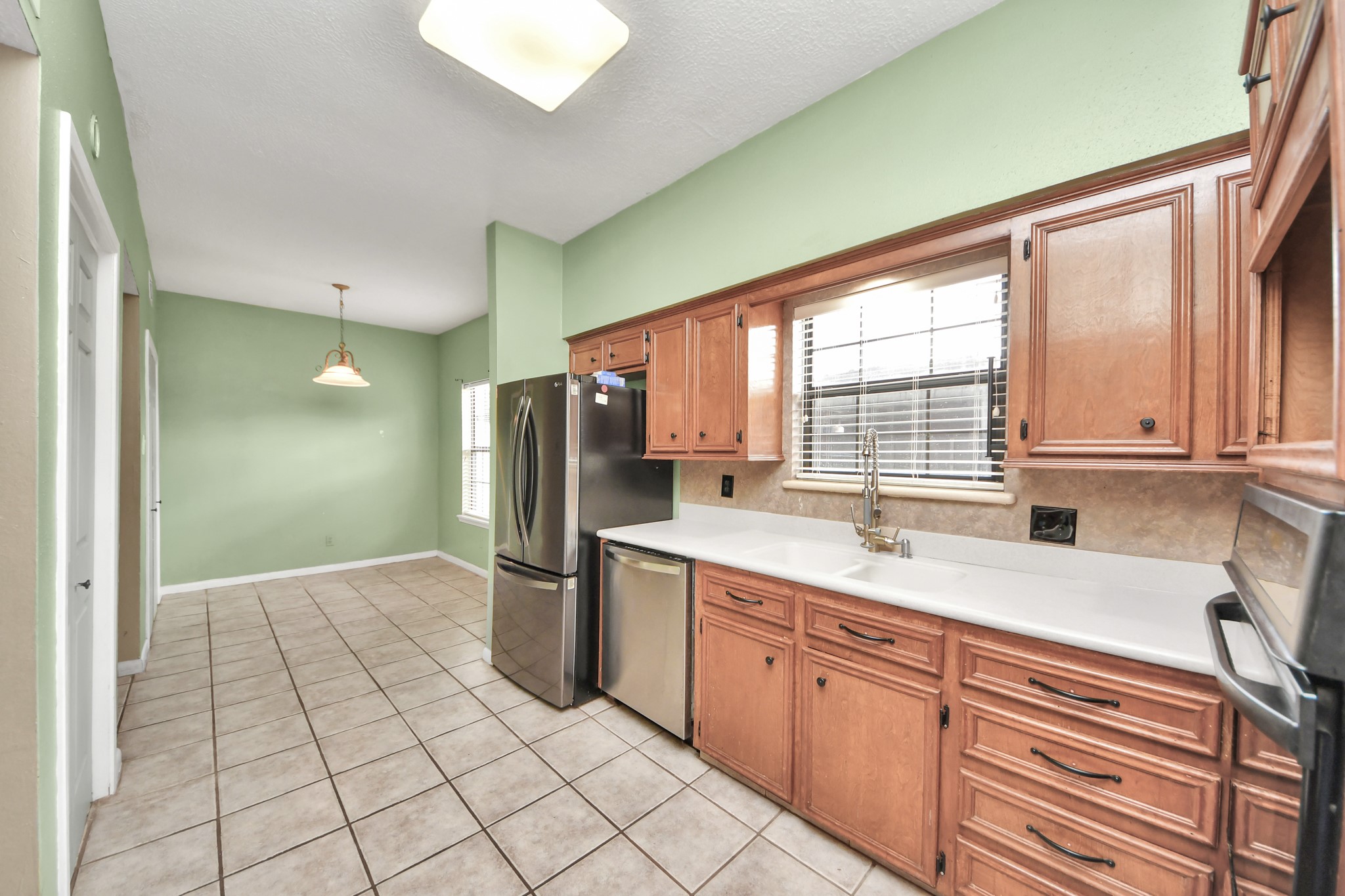 6470 Creekbend Drive Property Photo 19