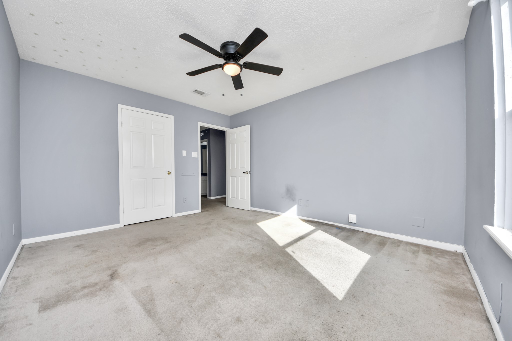 6470 Creekbend Drive Property Photo 31