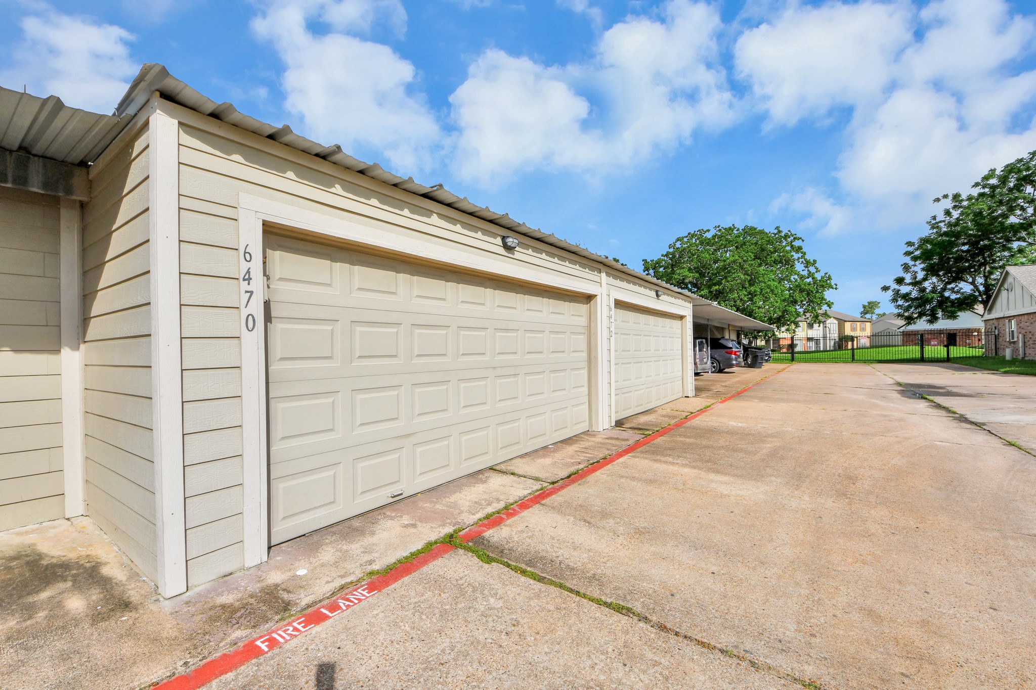 6470 Creekbend Drive Property Photo 38
