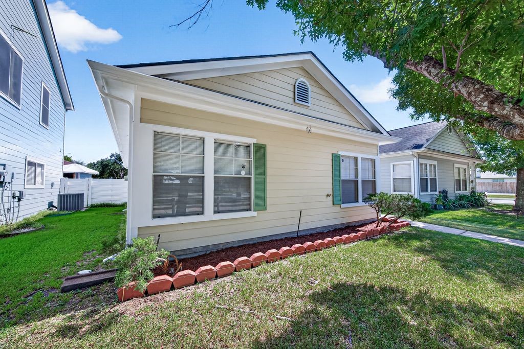15963 S Alley Court Property Photo 2
