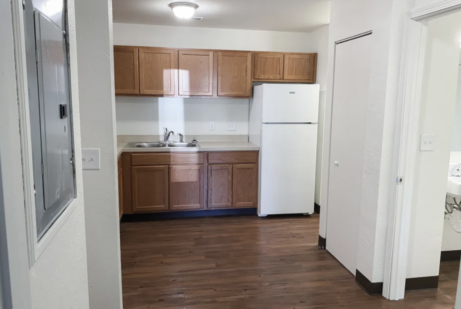 32560 James Curtin Drive Property Photo 10