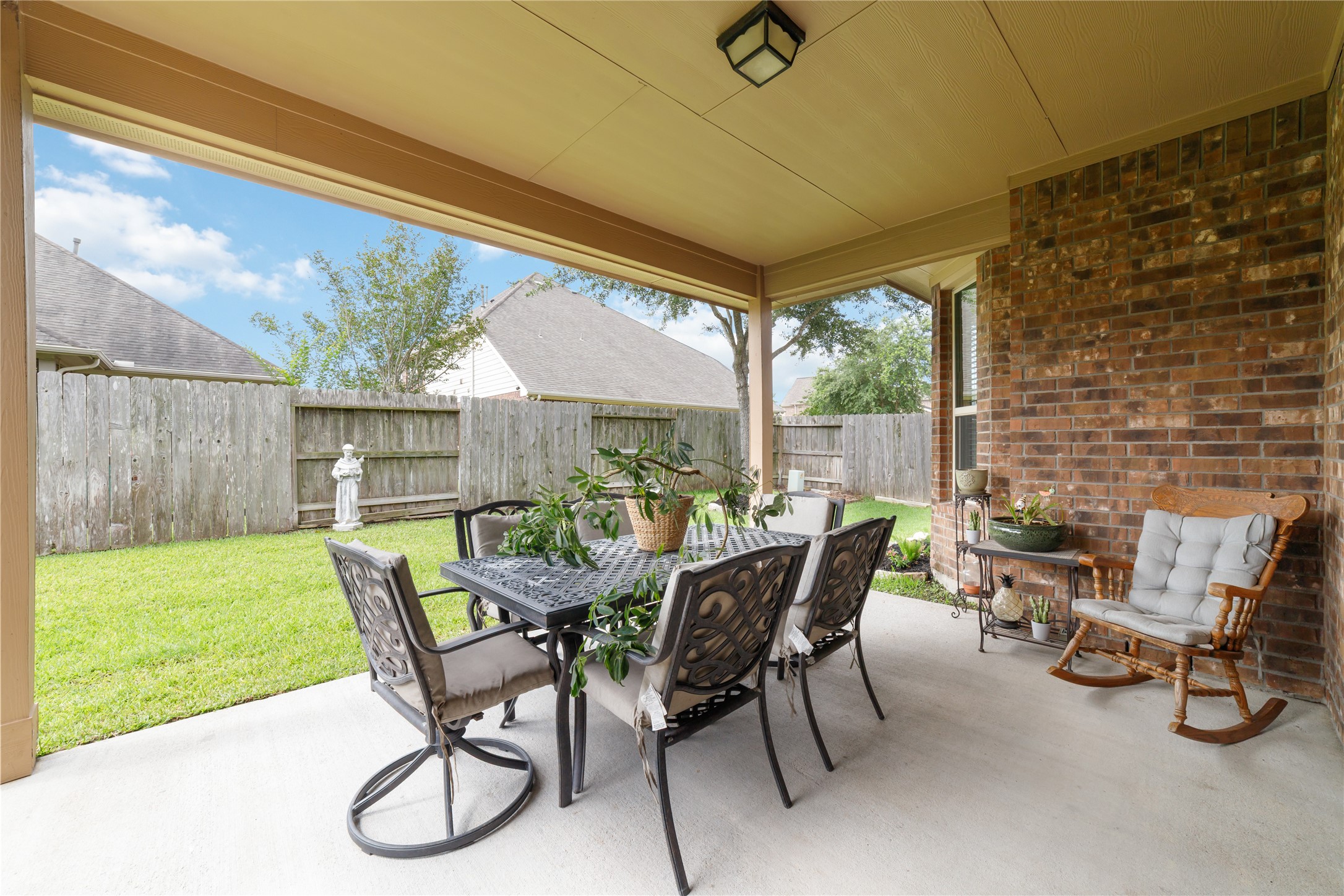 17019 Thirsk Place Property Photo 24