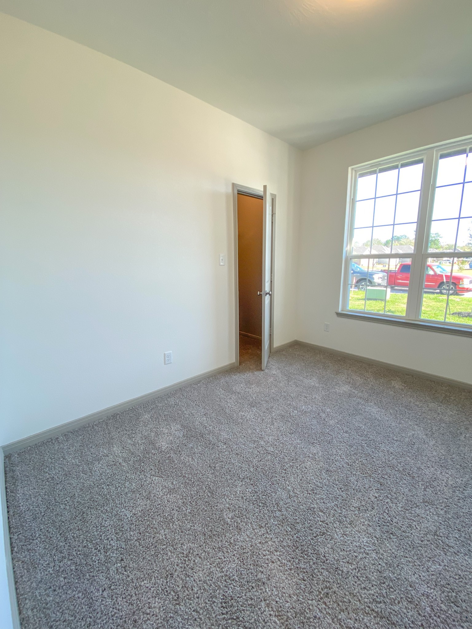 13421 W Summerchase Circle Property Photo 5