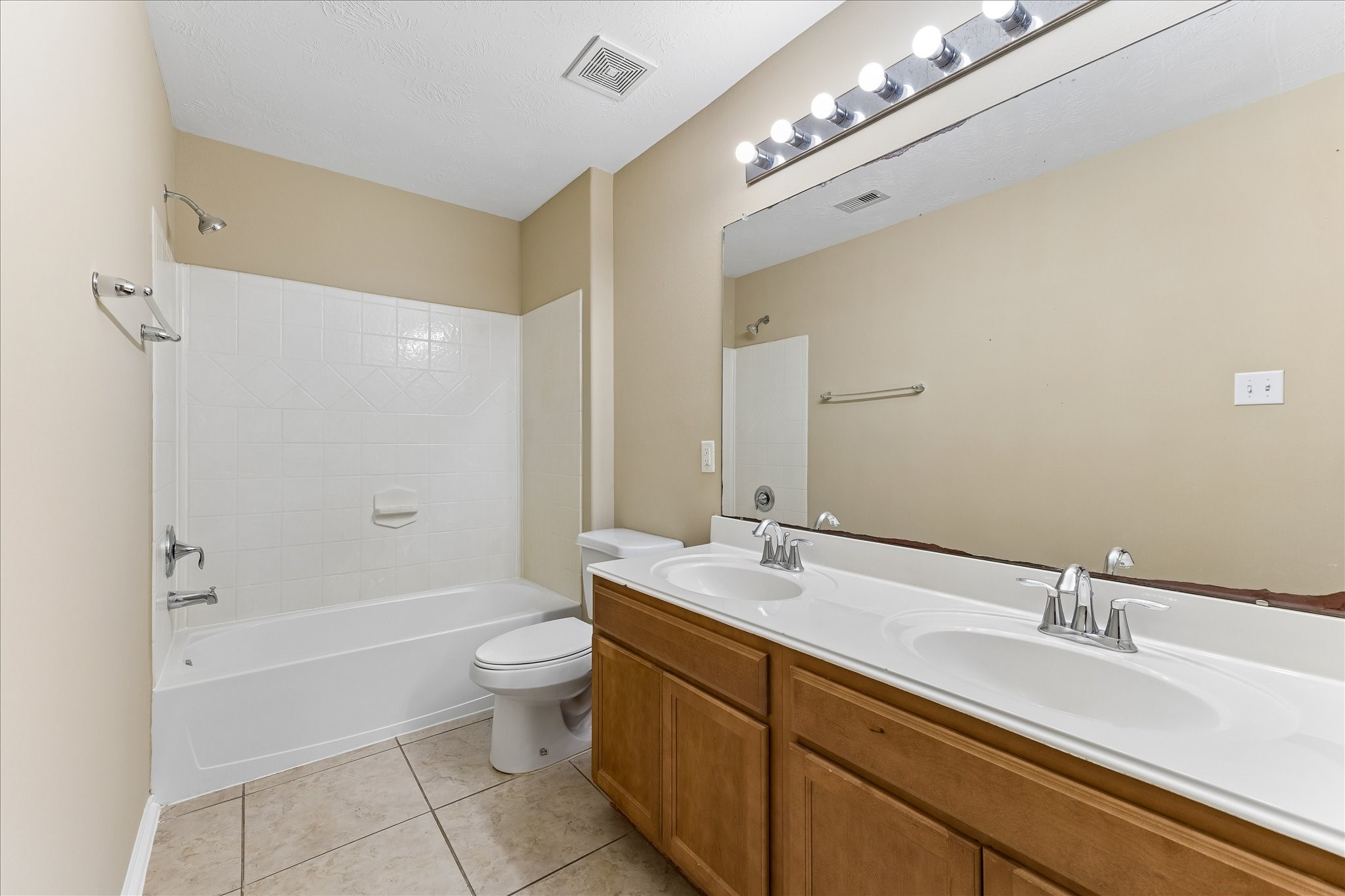 7 Quillwood Place Property Photo 8