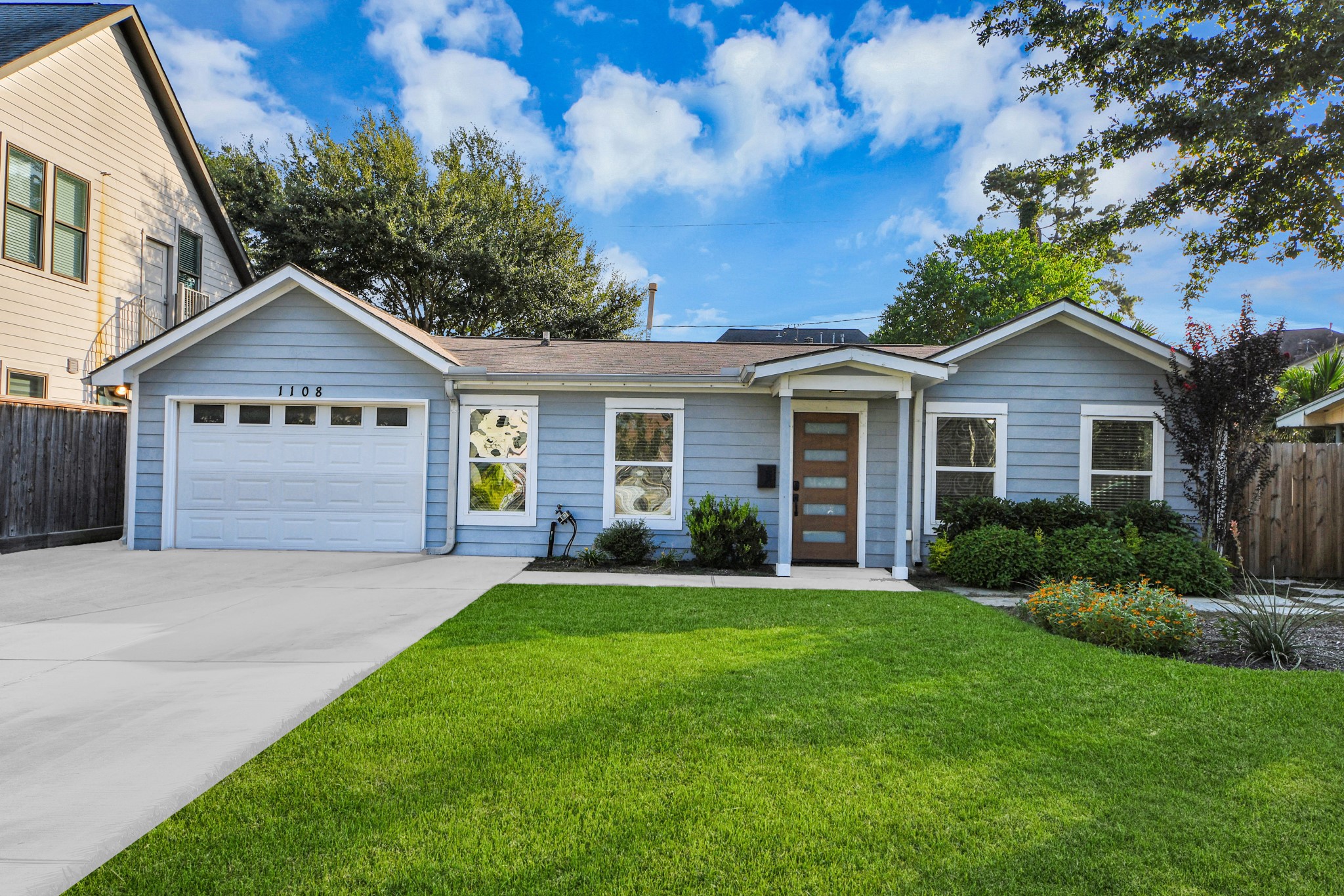 1108 Wakefield Drive Property Photo 1