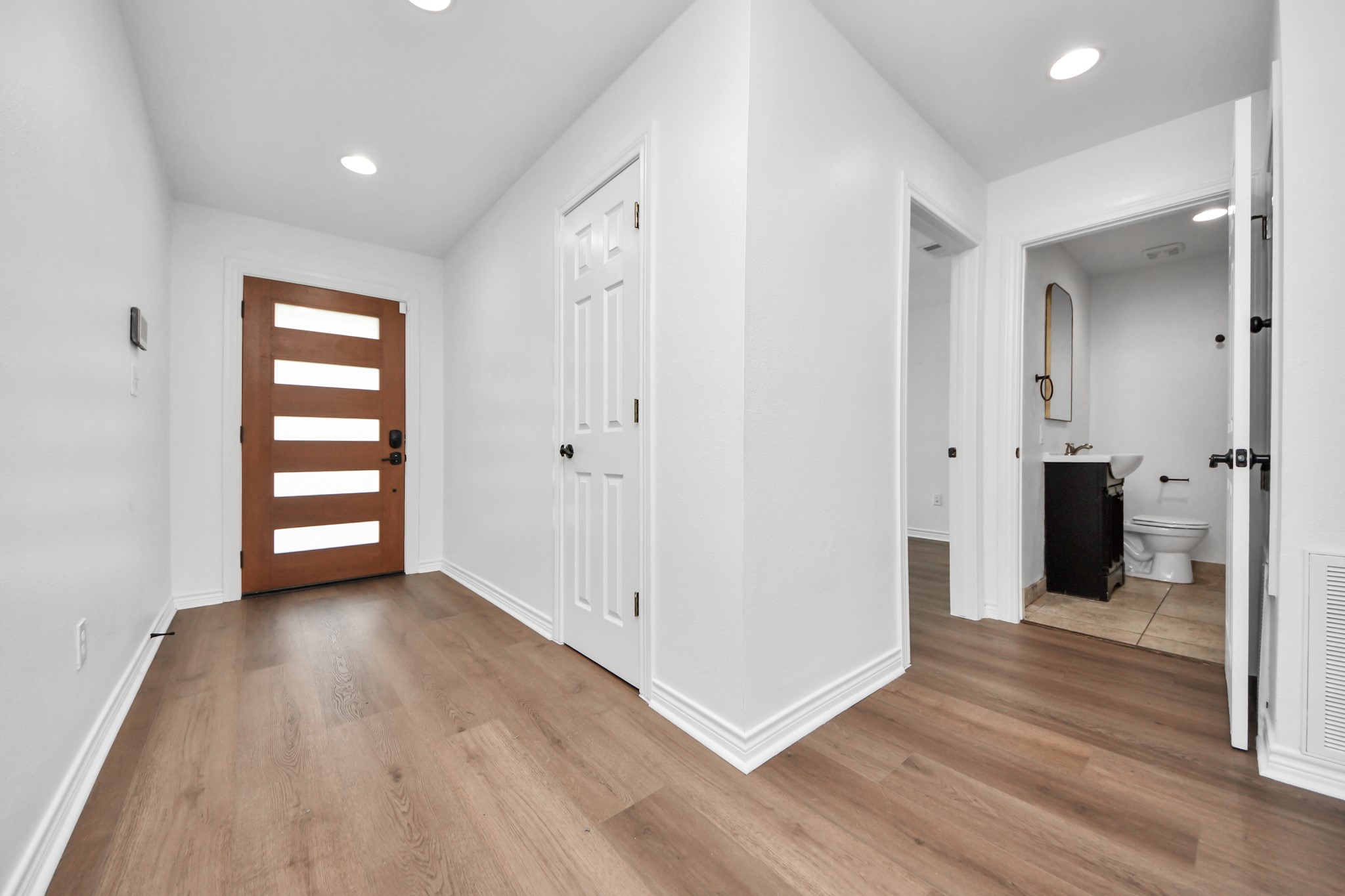 1108 Wakefield Drive Property Photo 13
