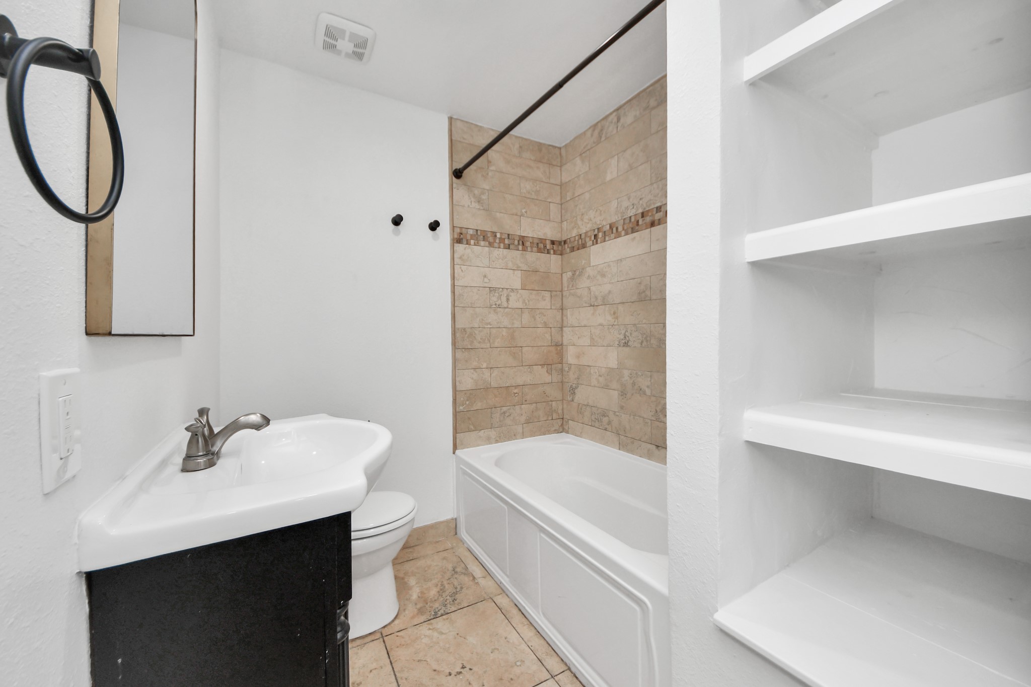 1108 Wakefield Drive Property Photo 32