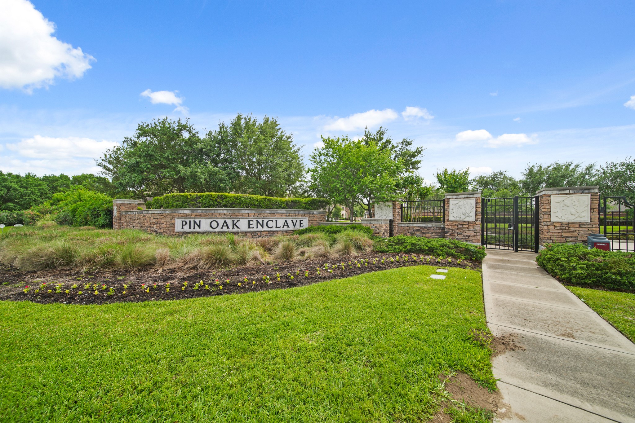 25123 Dunbrook Springs Lane Property Photo 28
