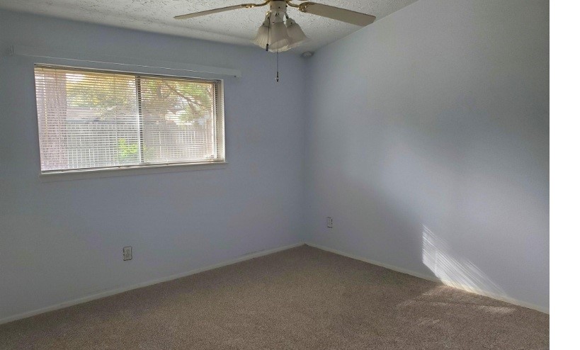 5226 Moonshadows Drive Property Photo 8