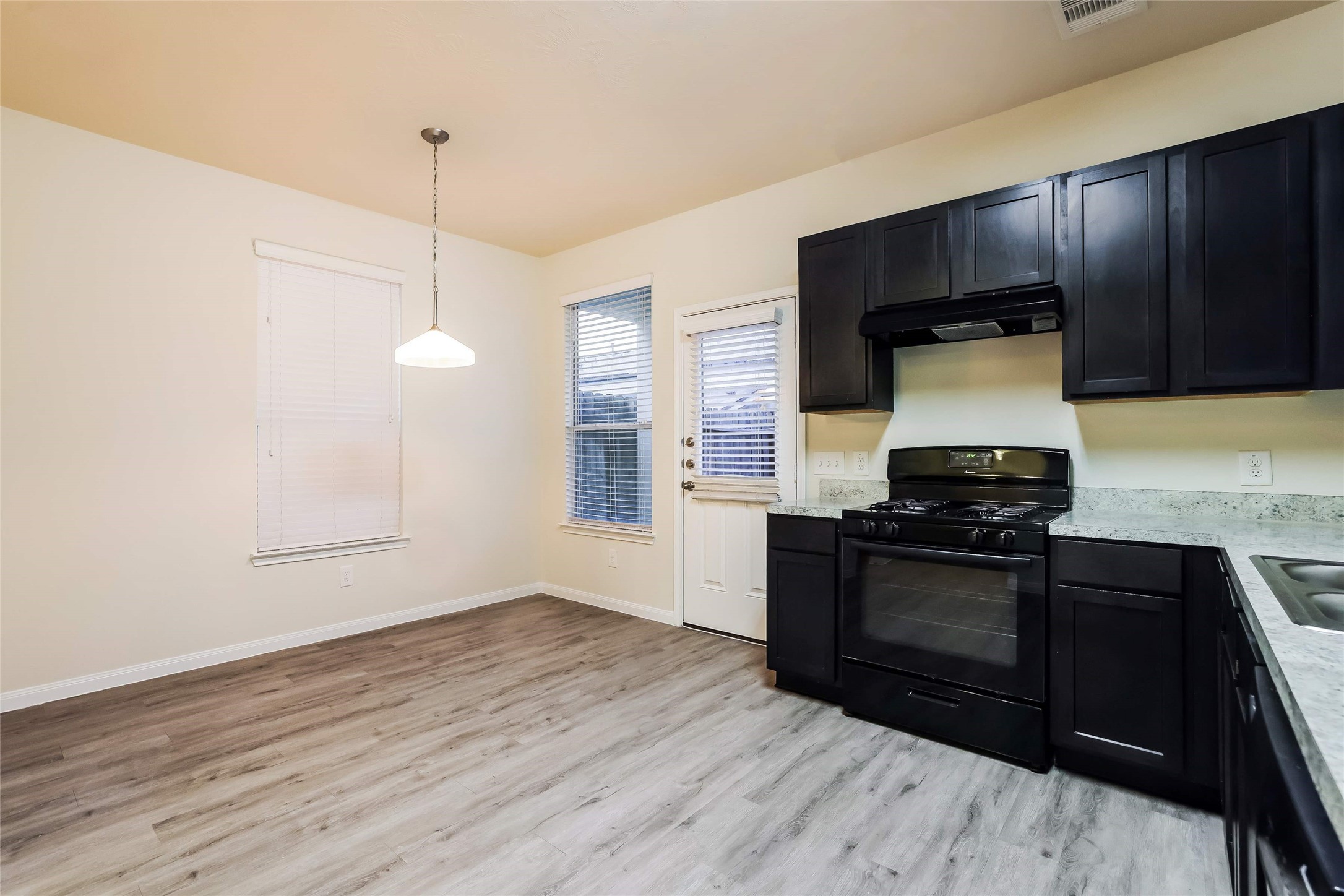 12258 Gemma Property Photo 4
