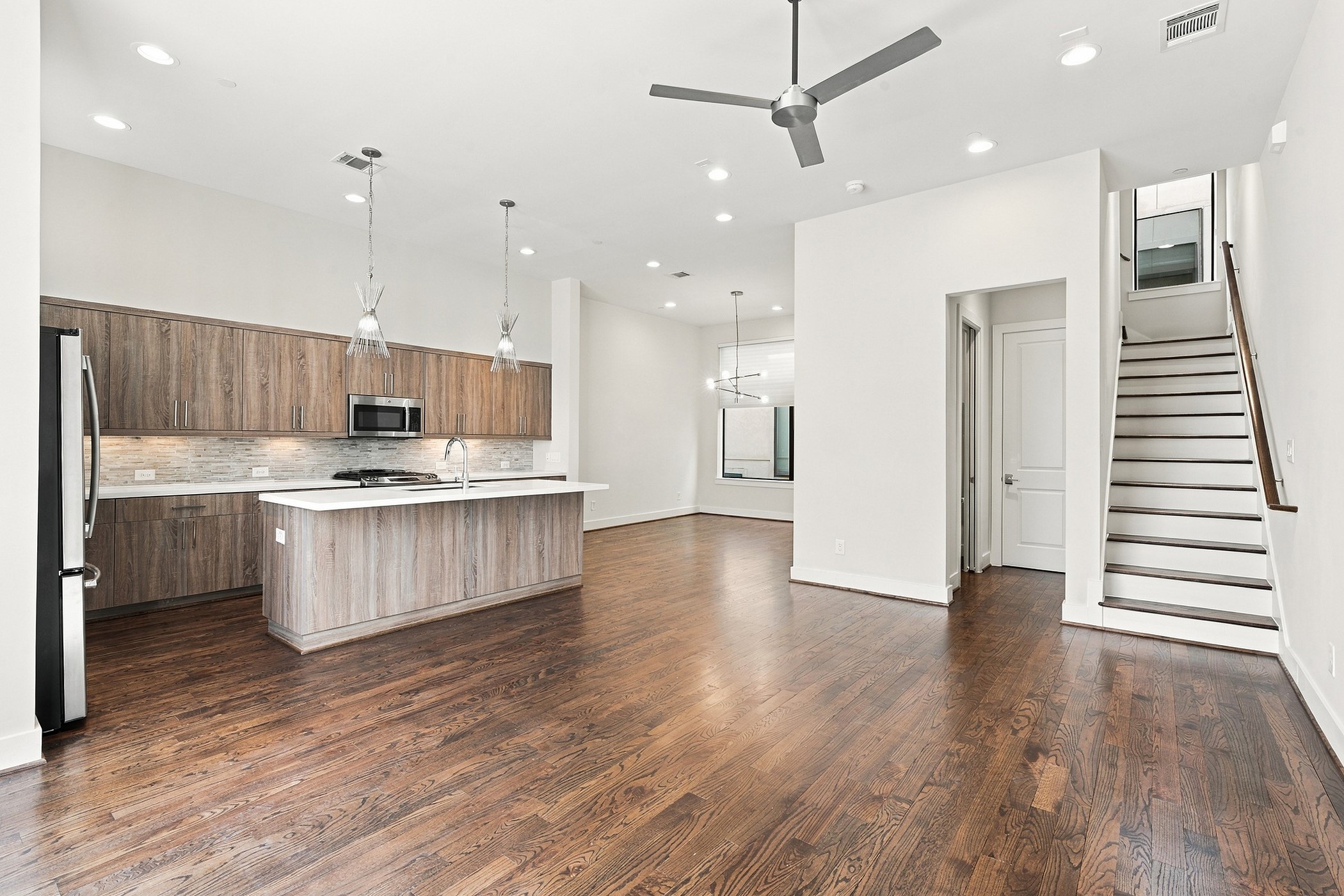 1004 California Street 203 Property Photo 10