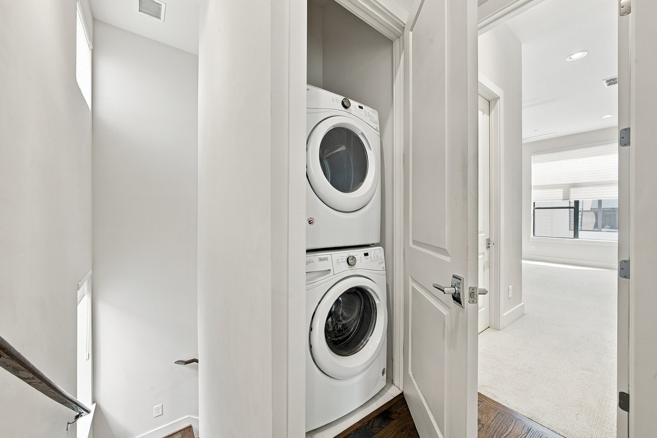 1004 California Street 203 Property Photo 16