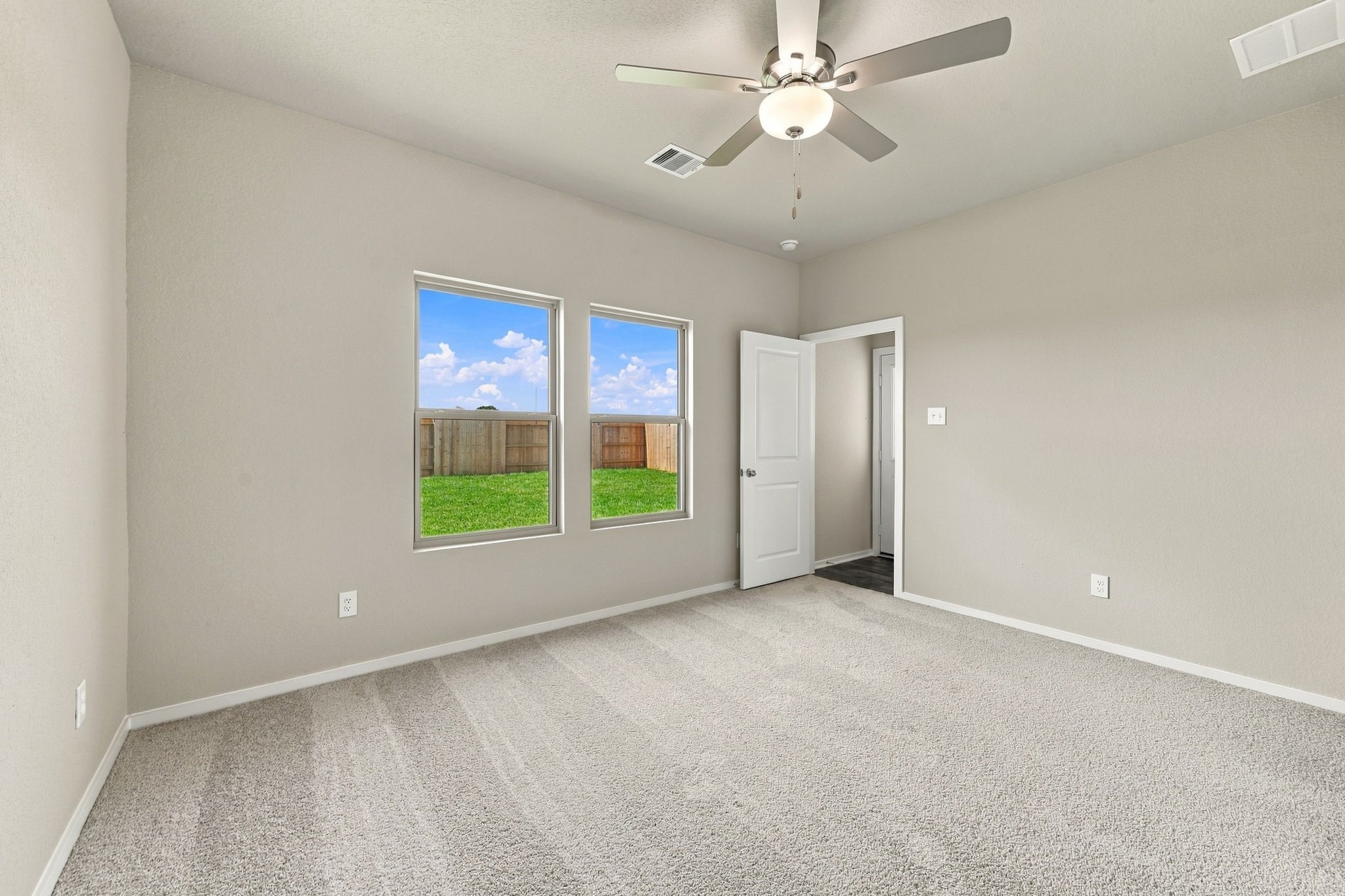 19043 Cetara Villa Drive Property Photo 16