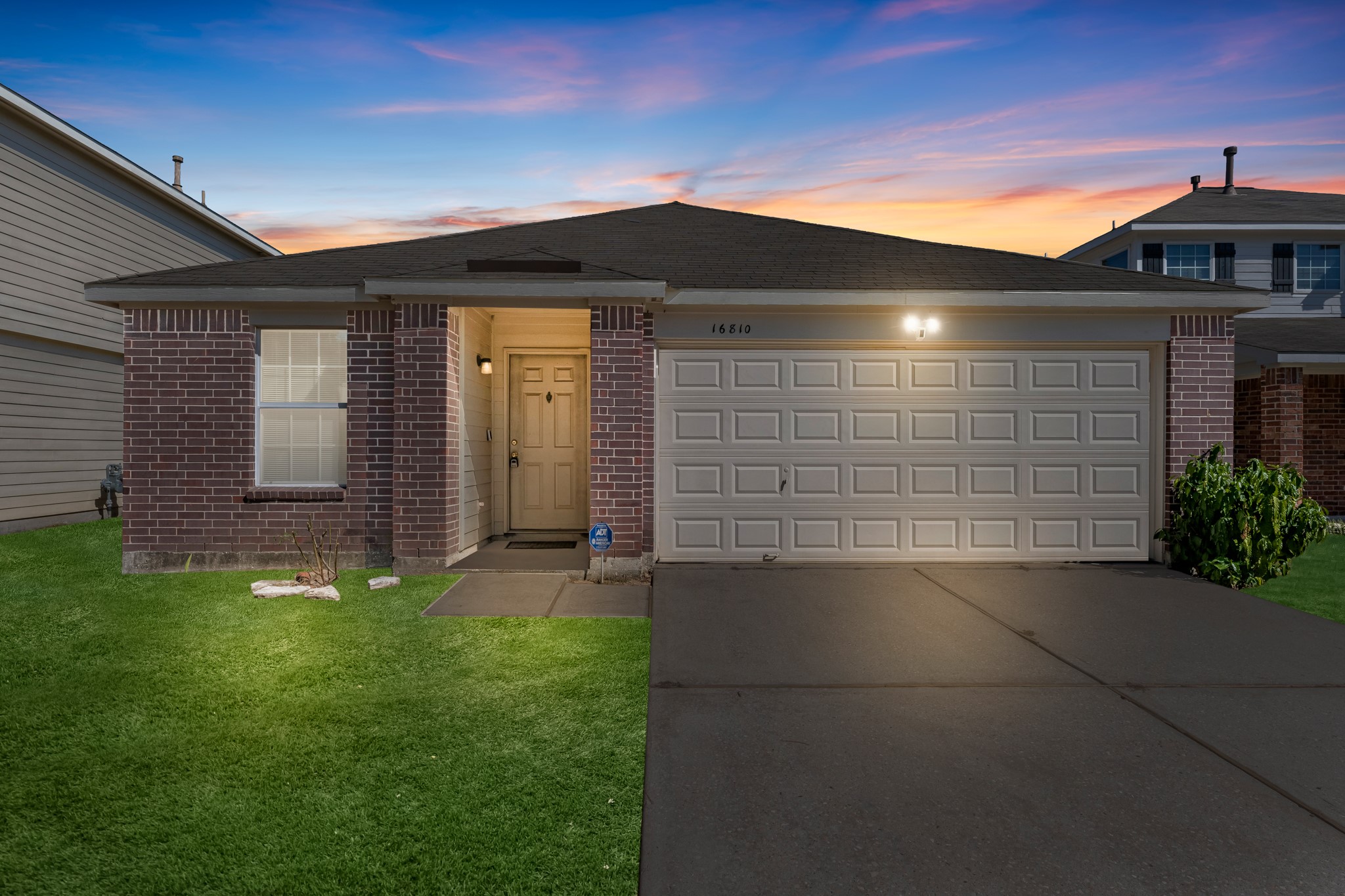 16810 Perryton Lane Property Photo 1