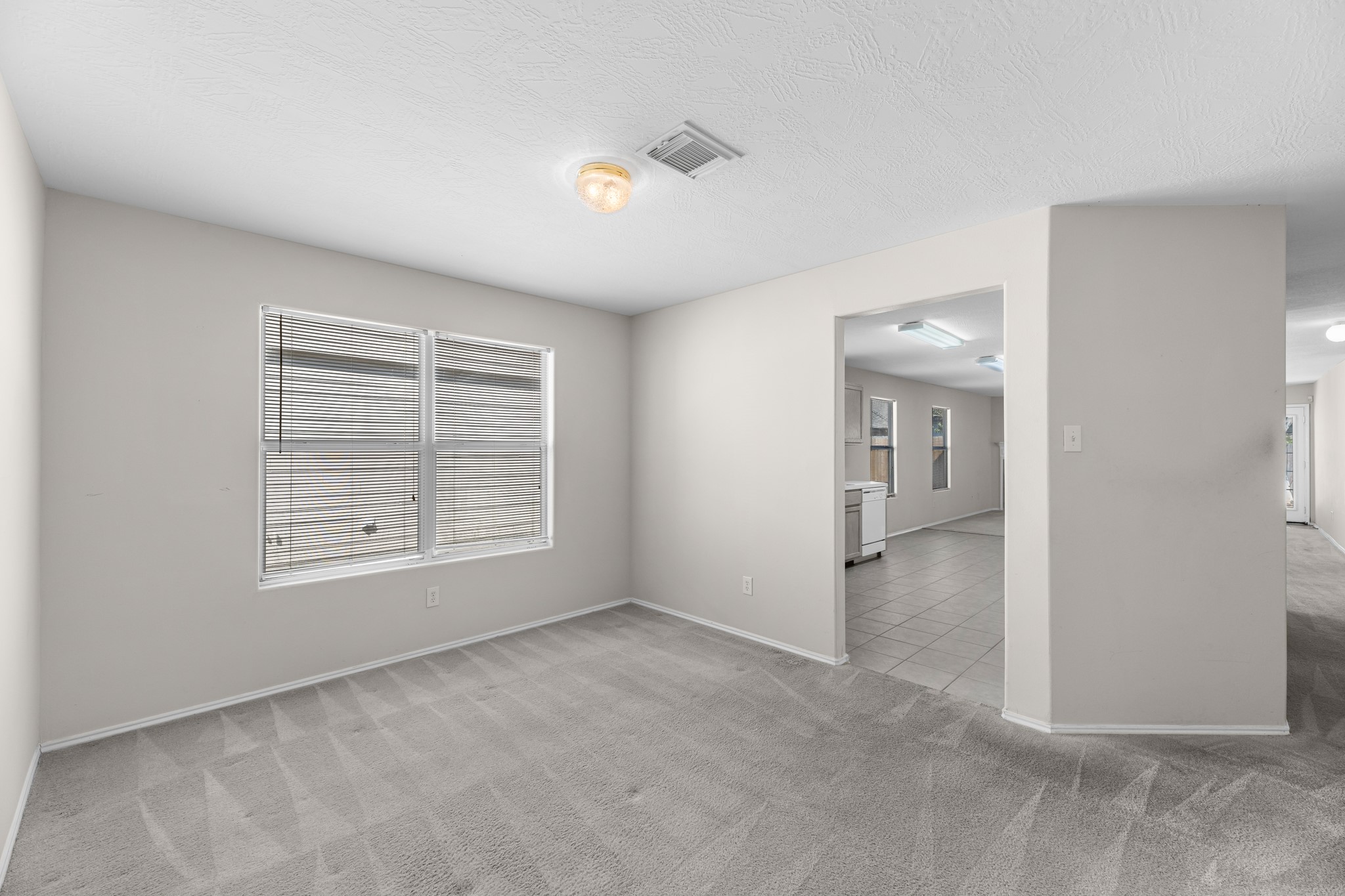 16810 Perryton Lane Property Photo 11