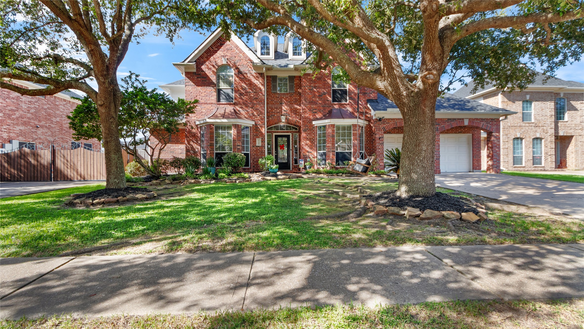 6126 Carlisle Lane Property Photo 1