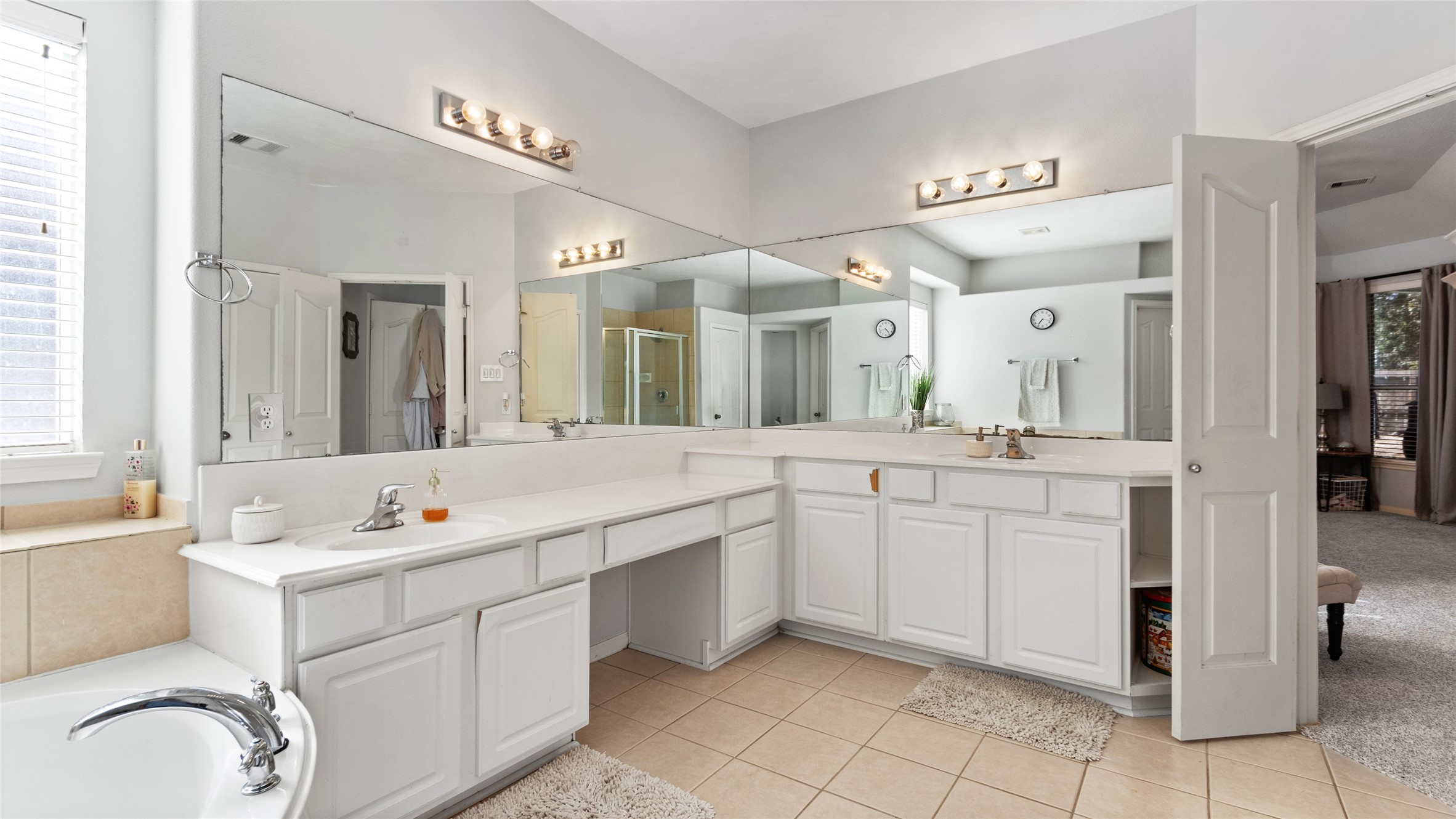 6126 Carlisle Lane Property Photo 23