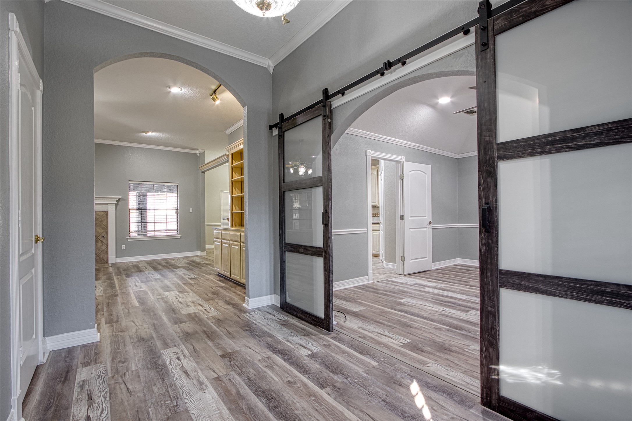 9 N Cay Court Property Photo 3