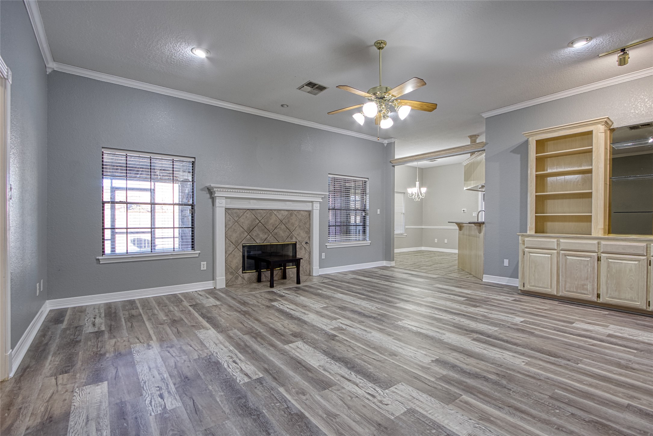 9 N Cay Court Property Photo 7