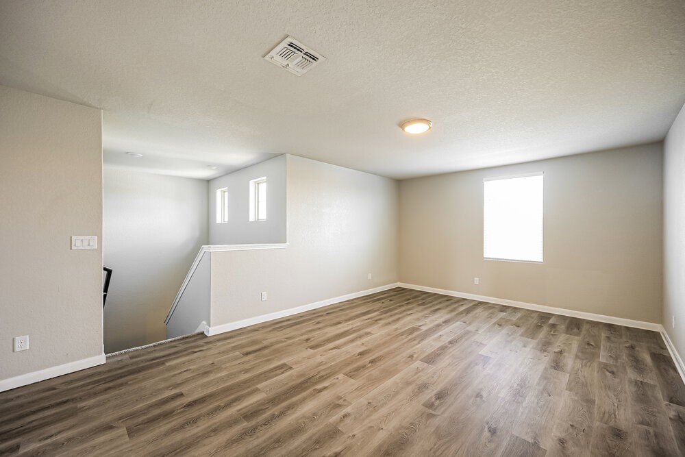 15815 Spruce River Court Property Photo 10